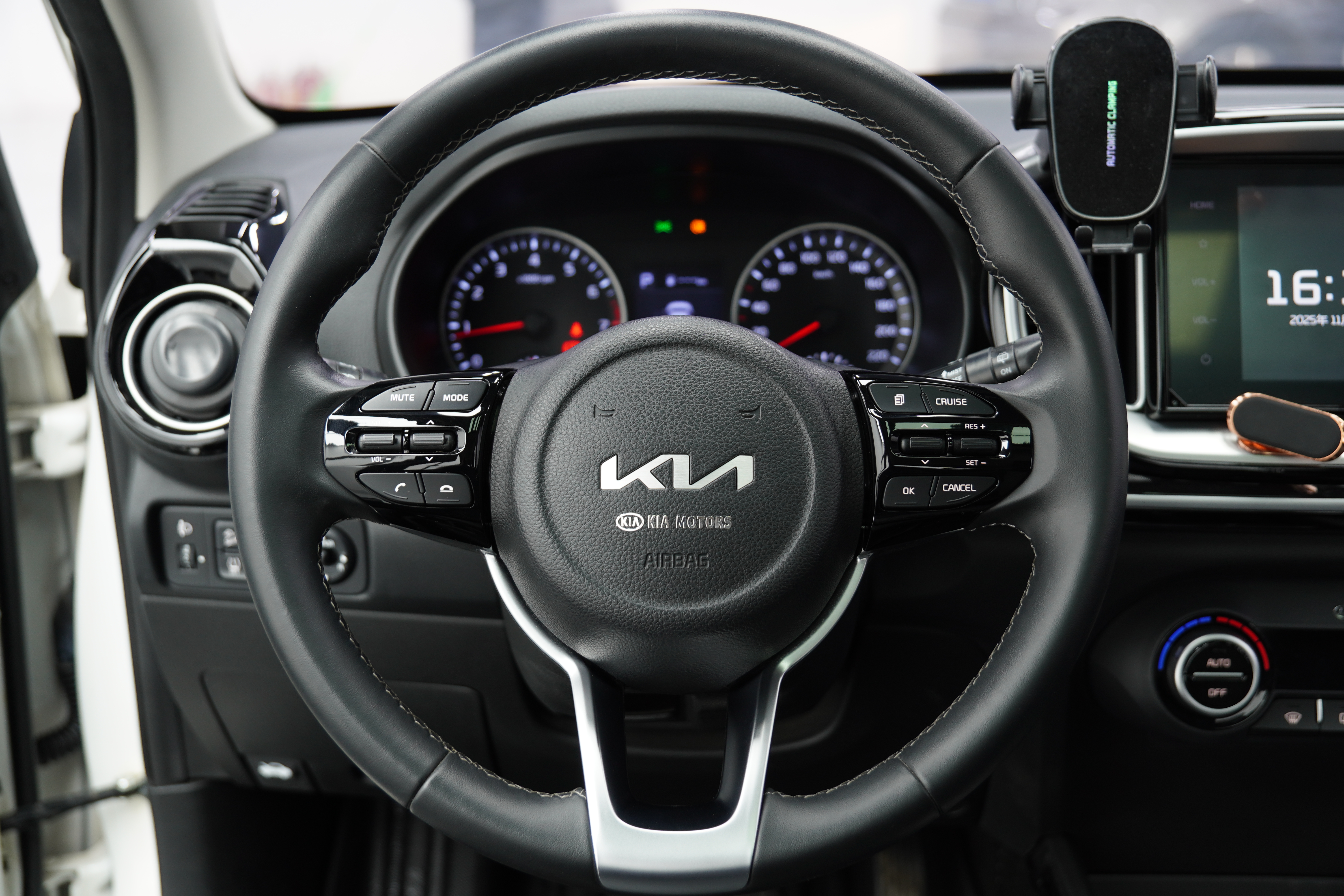 Kia KX1 2021 car image #13