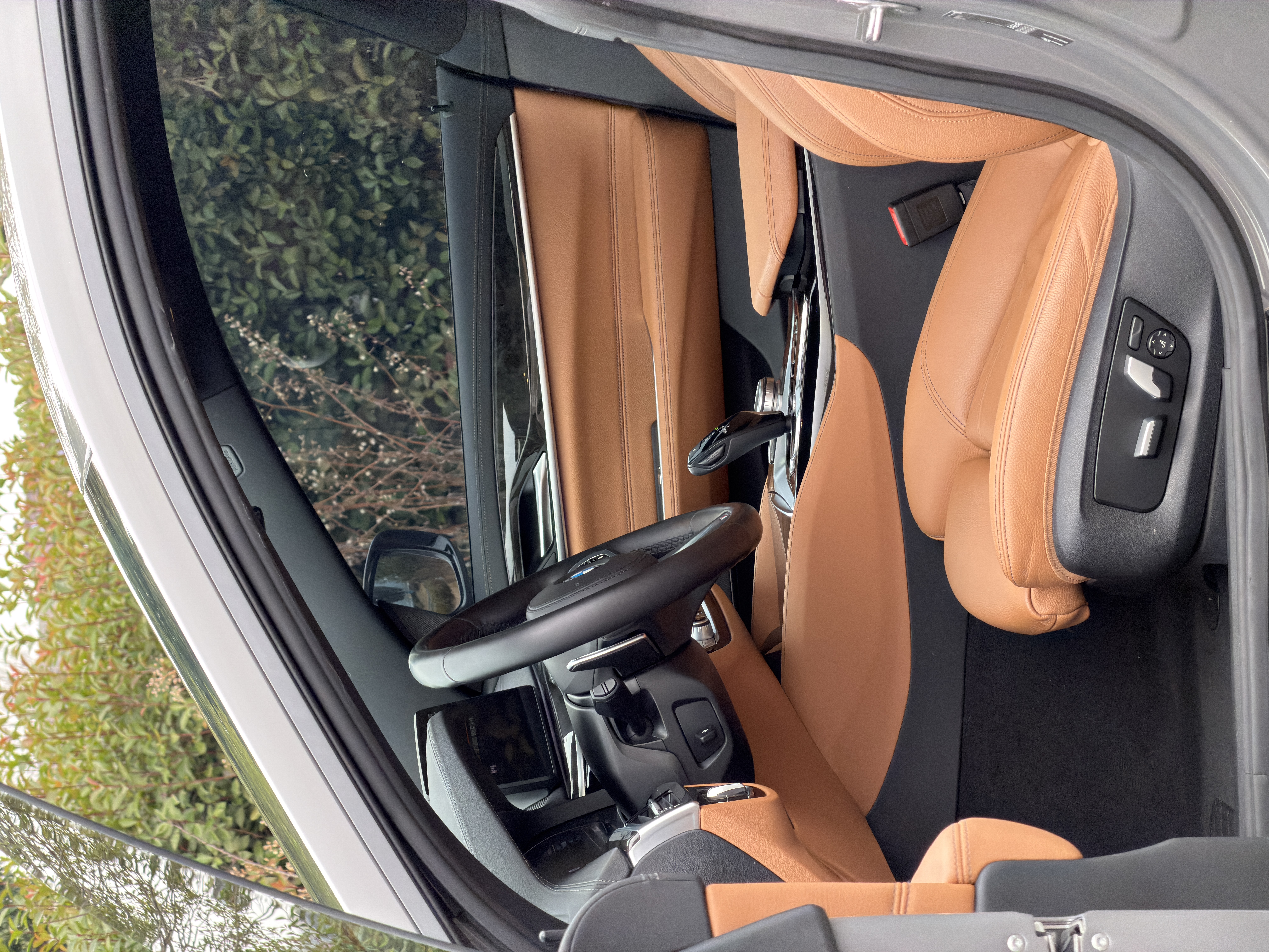 BMW 6 Series GT 2022 car image #13