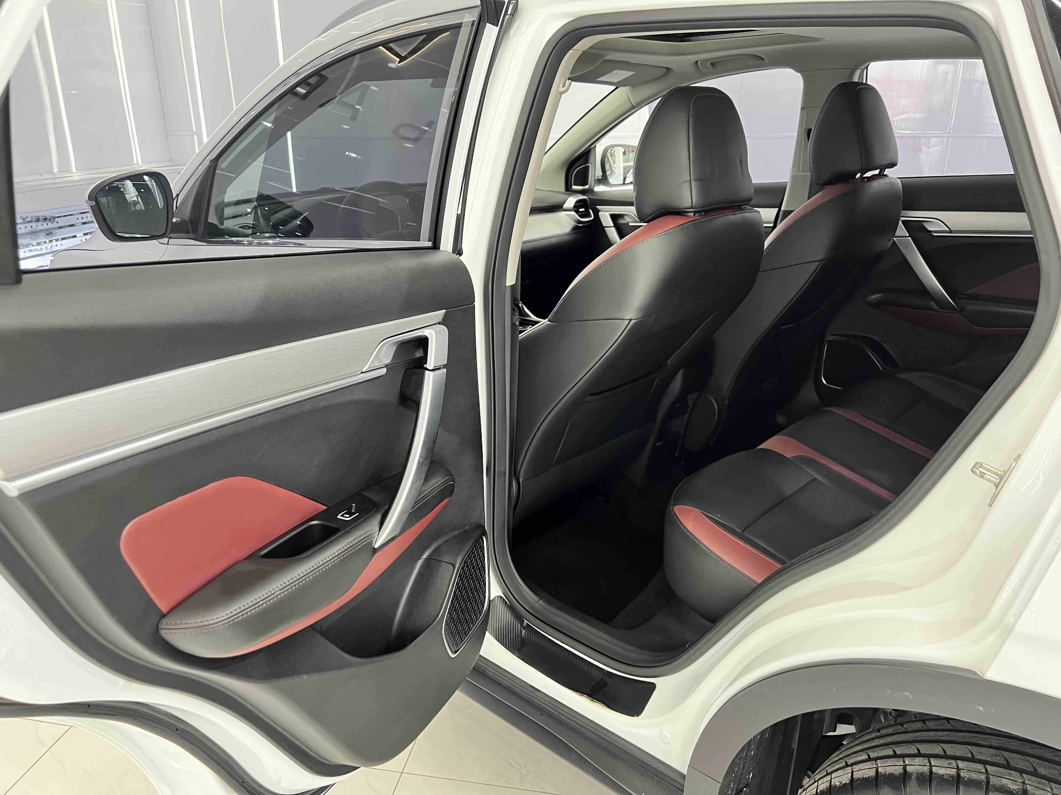GEELY Coolray 2022 #13 GEELY Coolray 2022 car image #13