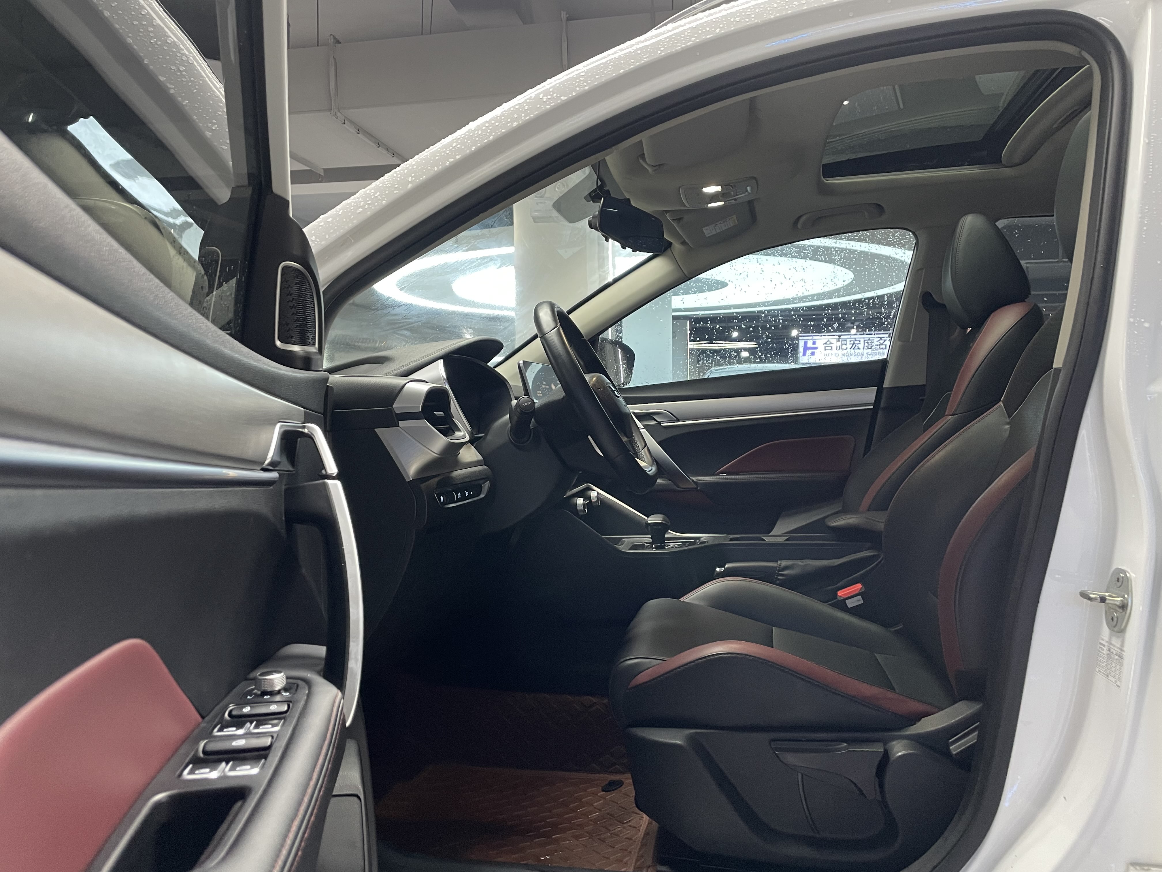 GEELY Coolray 2022 #13 GEELY Coolray 2022 car image #13