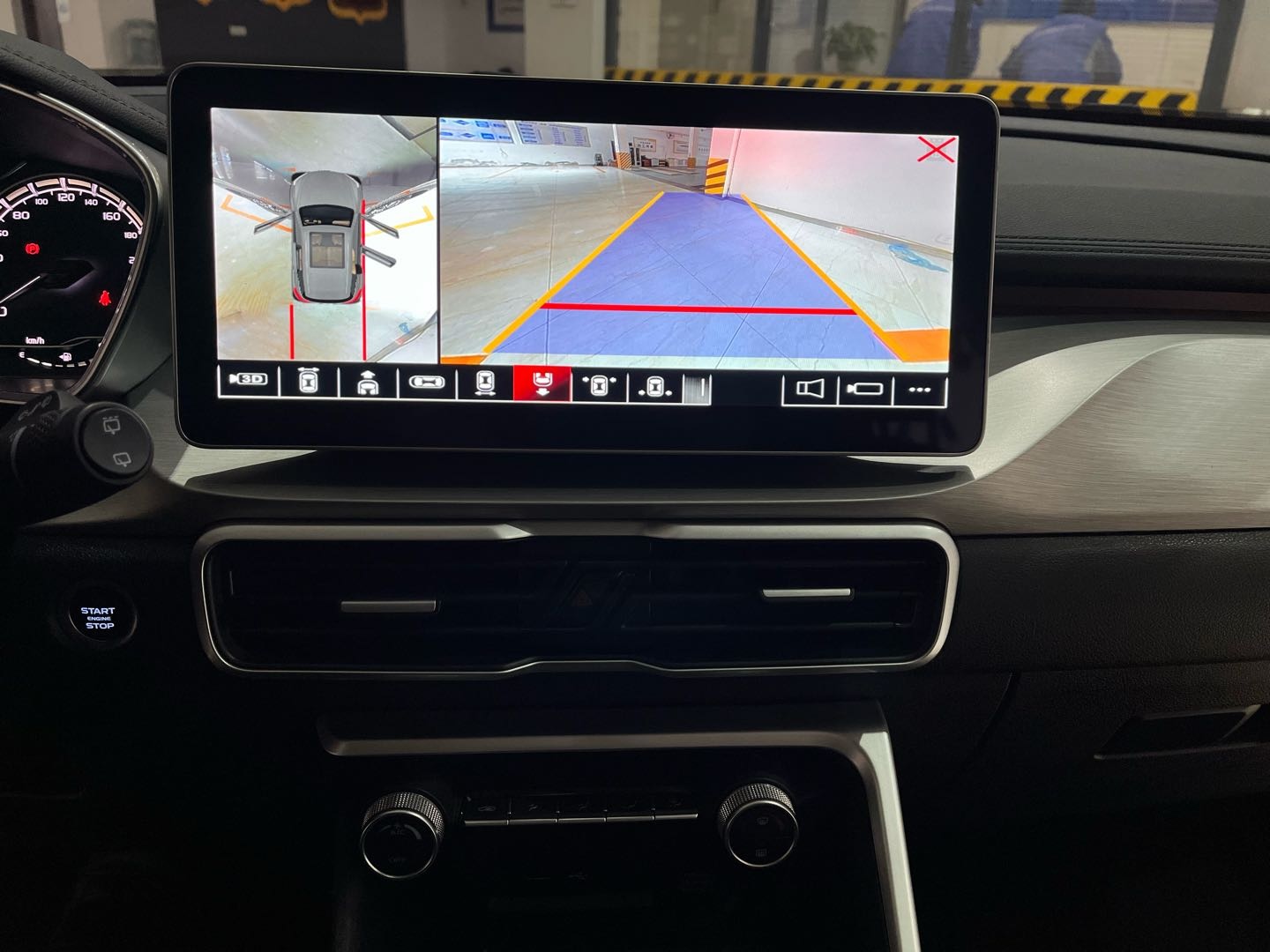 GEELY Coolray 2021 car image #13