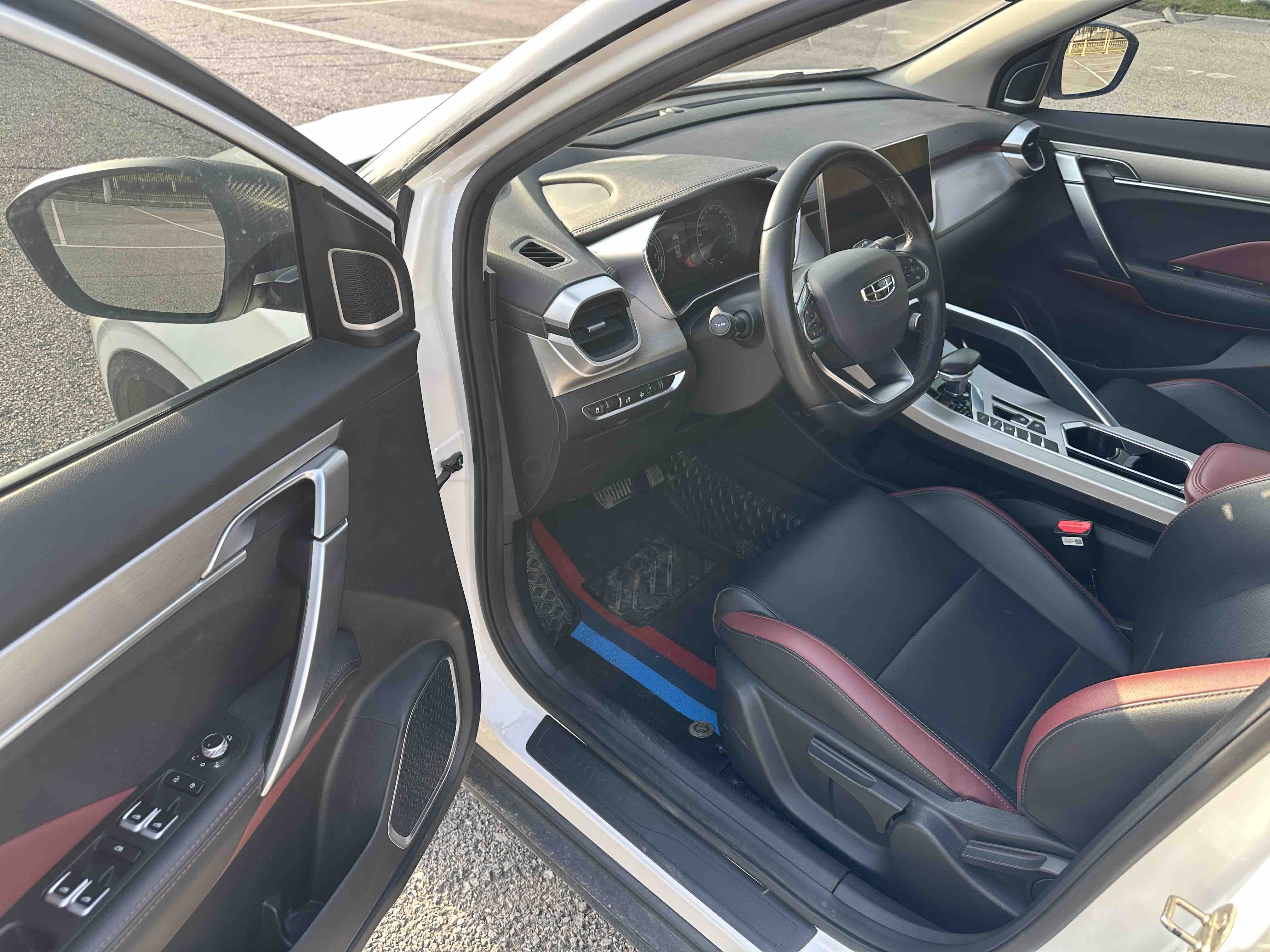 GEELY Coolray 2021 #13 GEELY Coolray 2021 car image #13