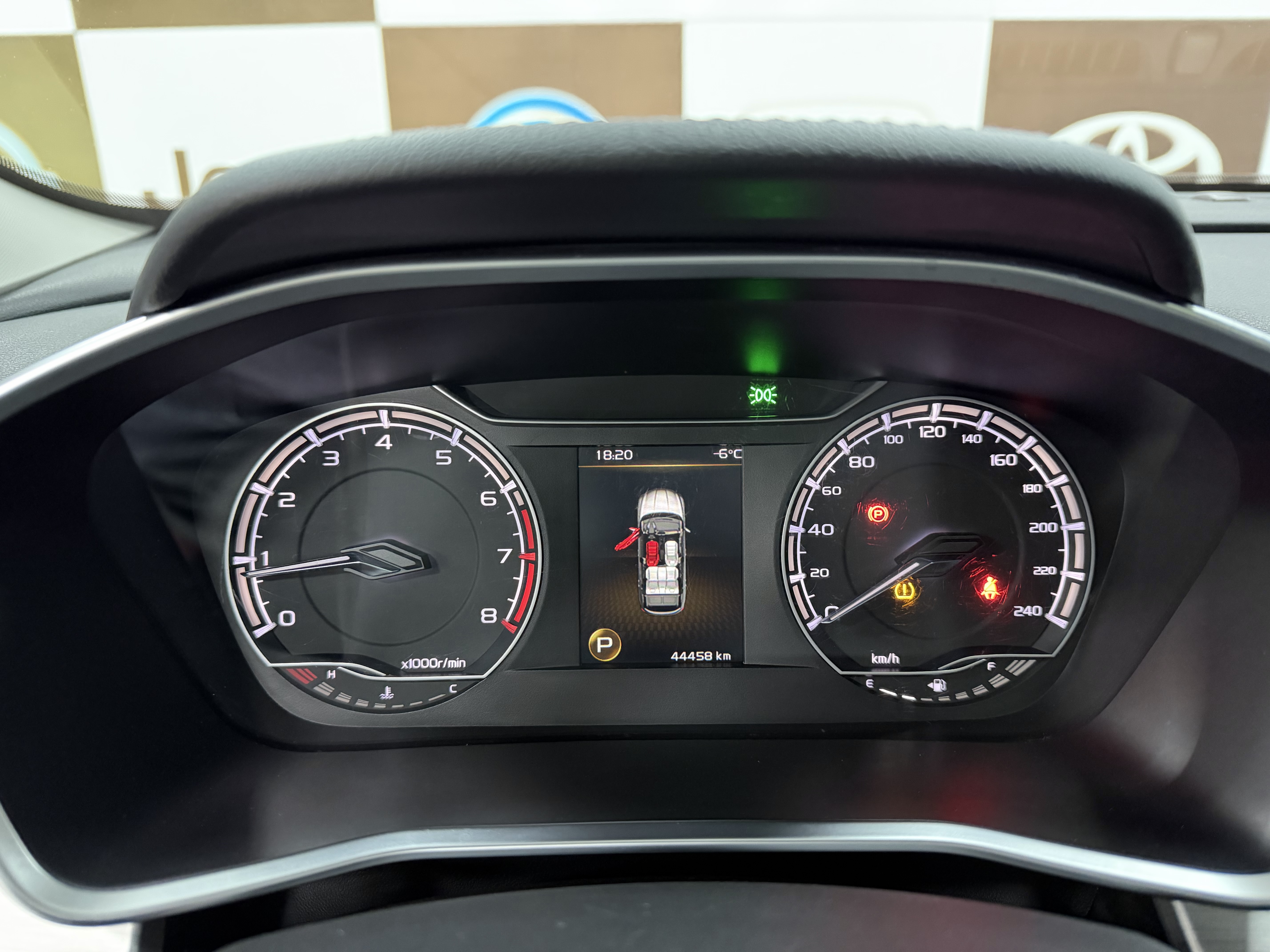 GEELY Coolray 2021 car image #13