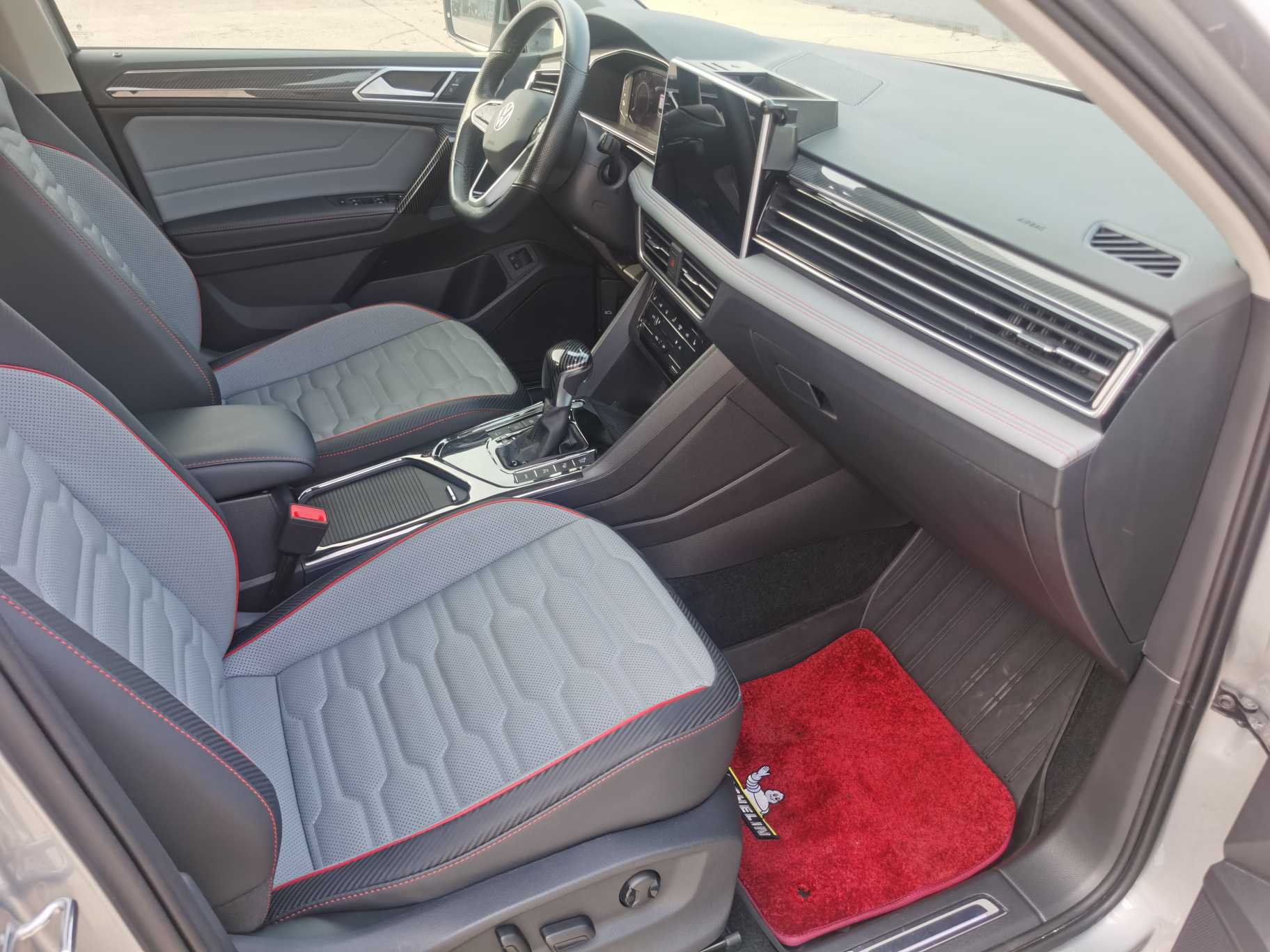 Volkswagen Tiguan L New Energy 2022 изображение автомобиля #13