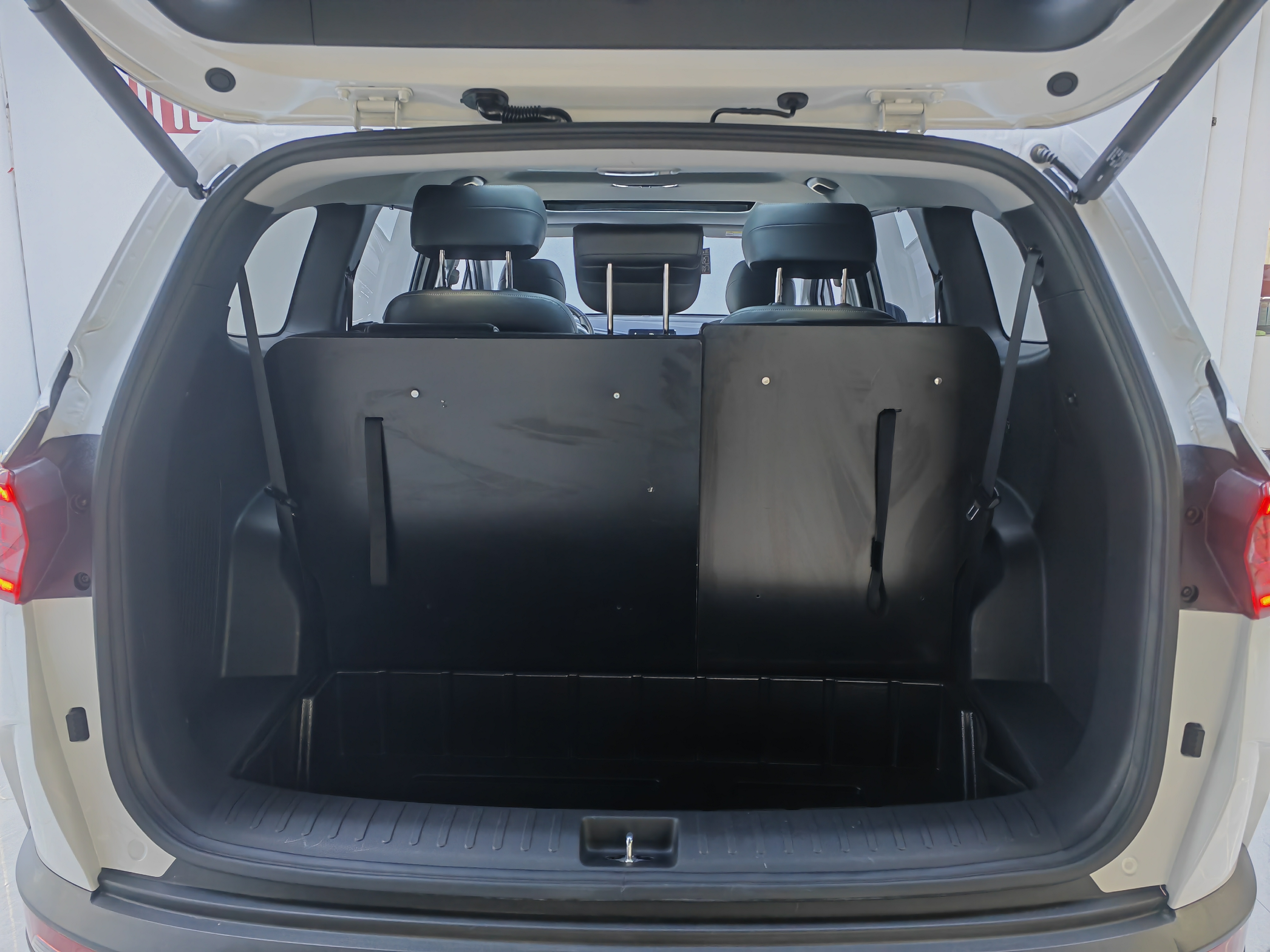 Hyundai Custo 2023 immagine di auto #13