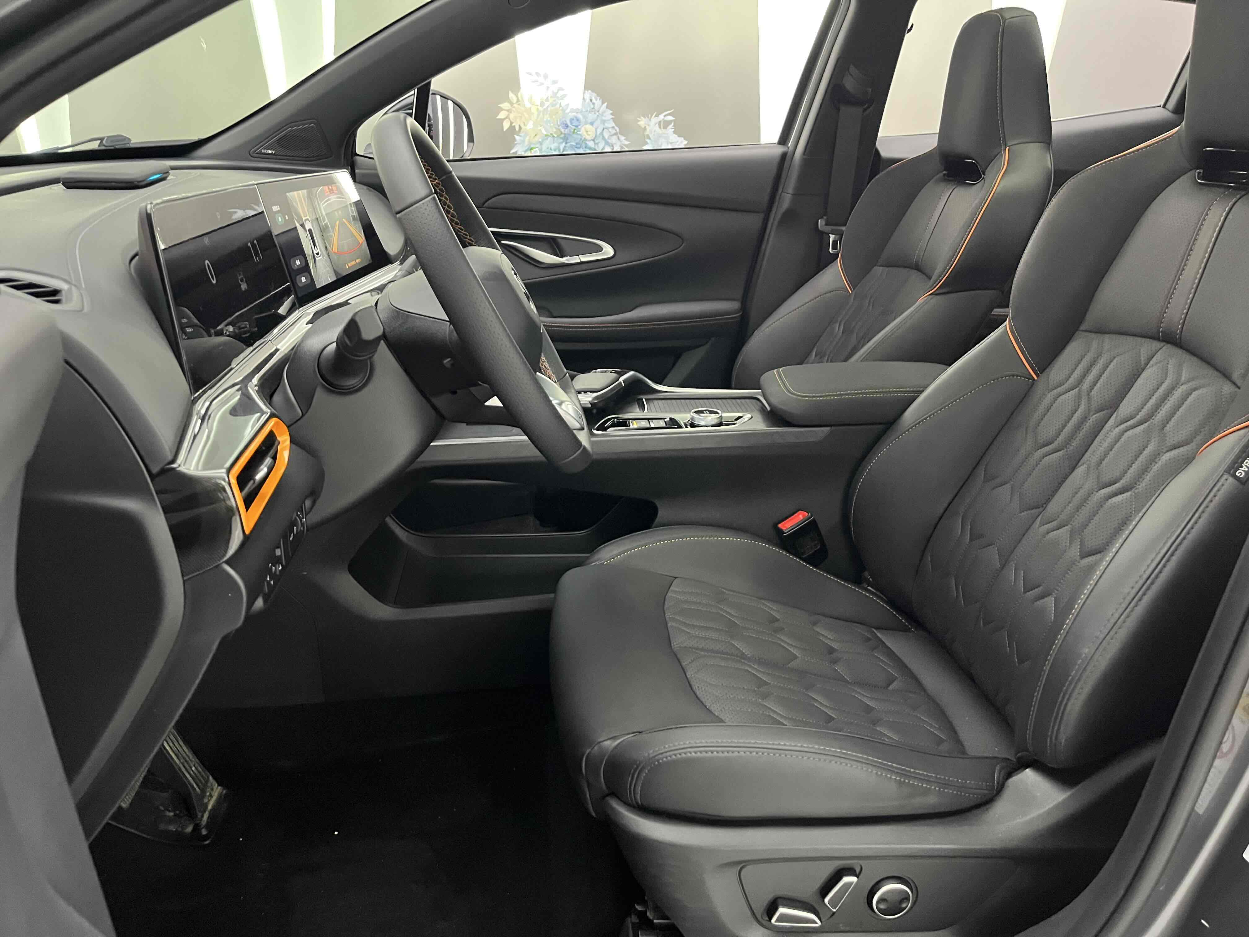 Changan UNI-T 2022 car image #13