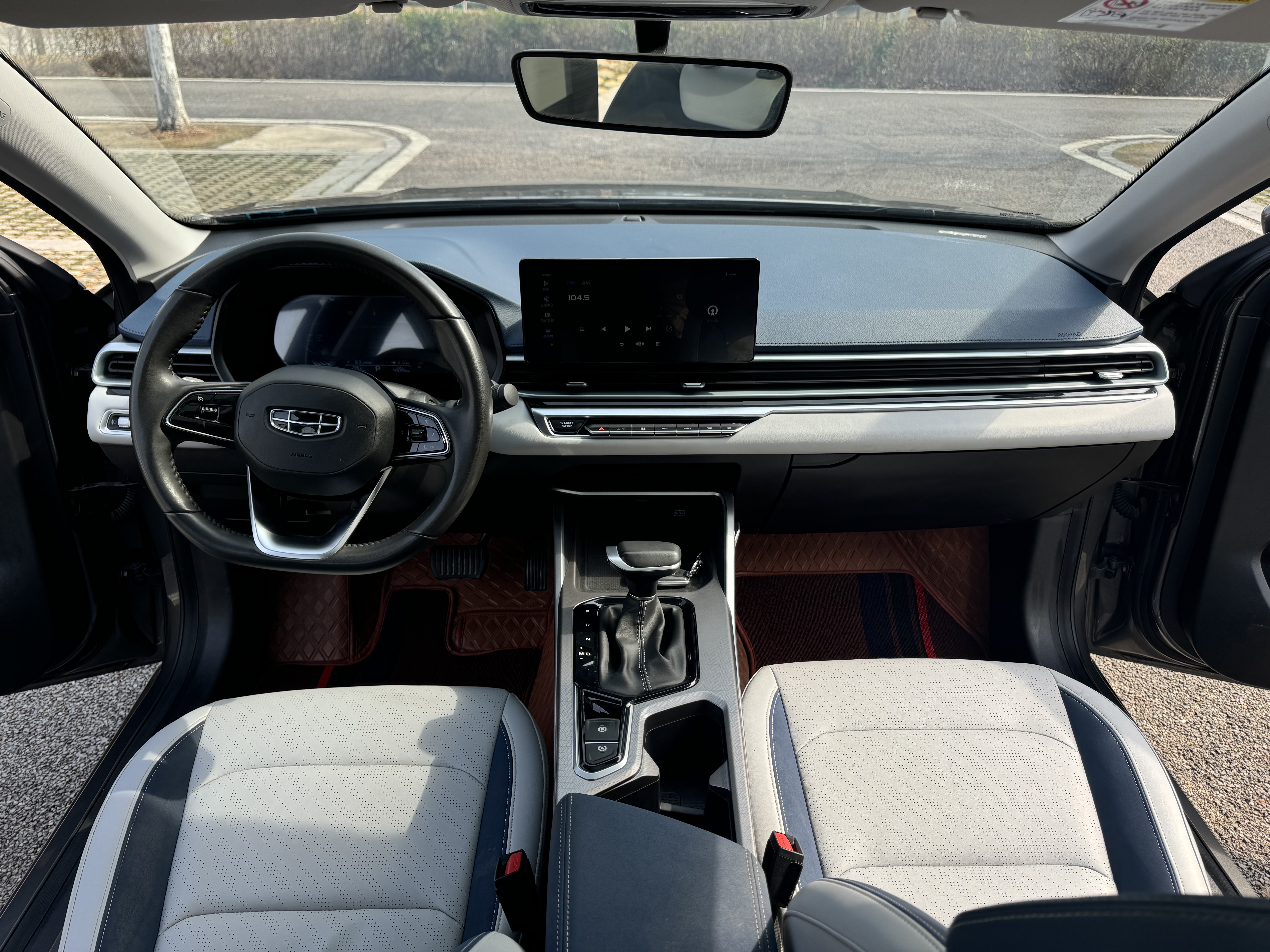 GEELY Emgrand 2022 #13 GEELY Emgrand 2022 car image #13