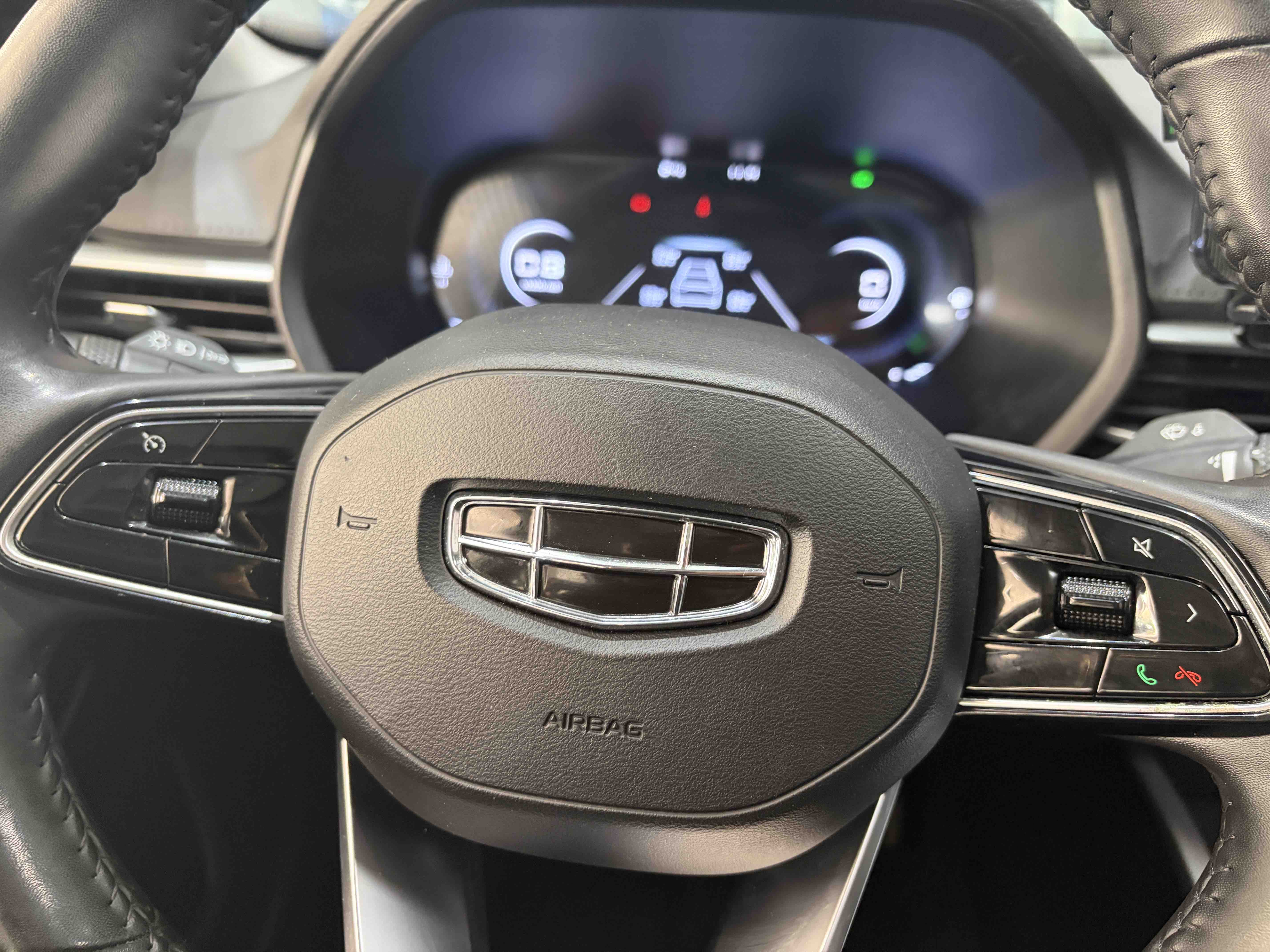 GEELY Emgrand 2022 car image #13