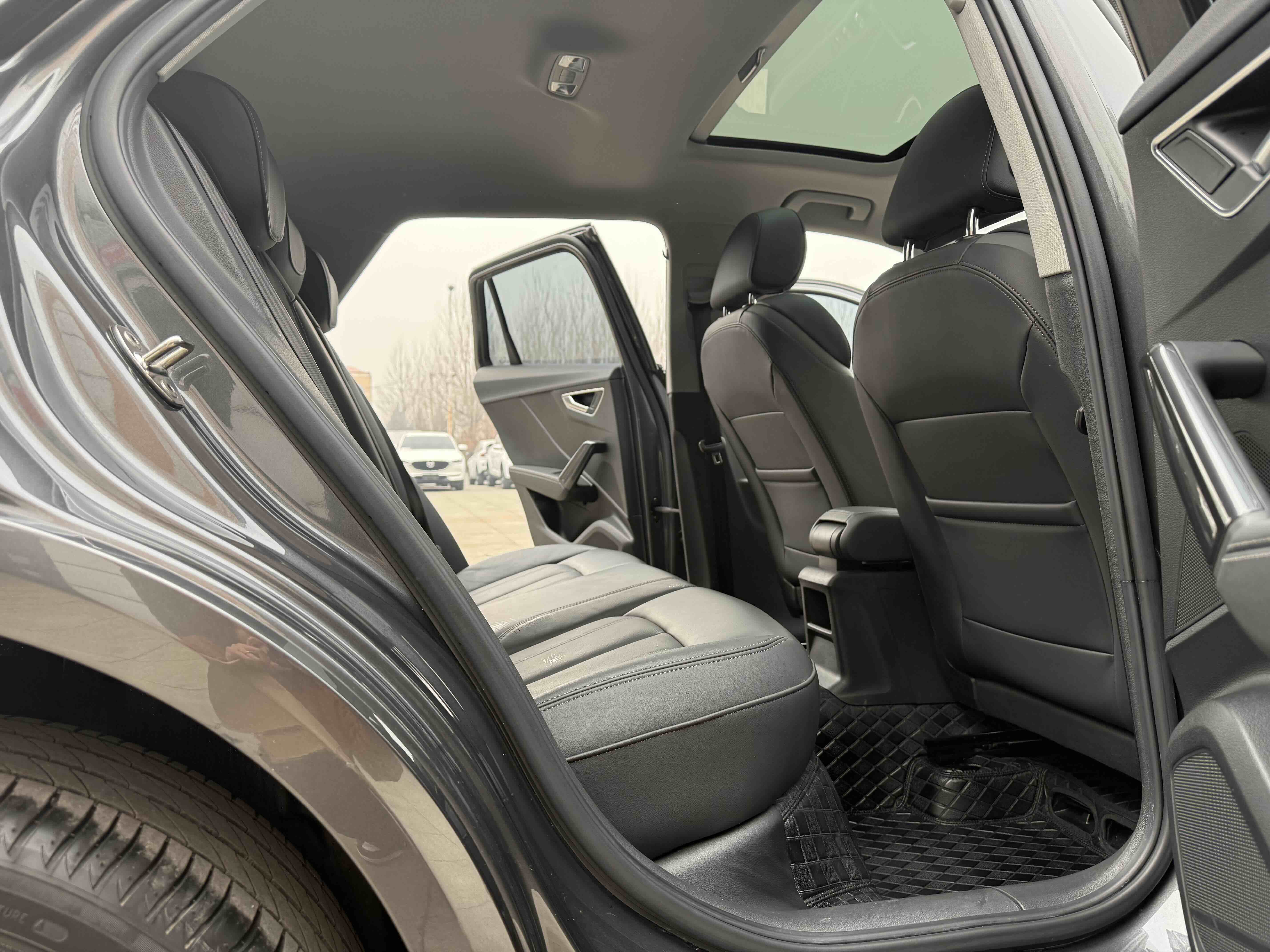 Audi 2023 car image #13