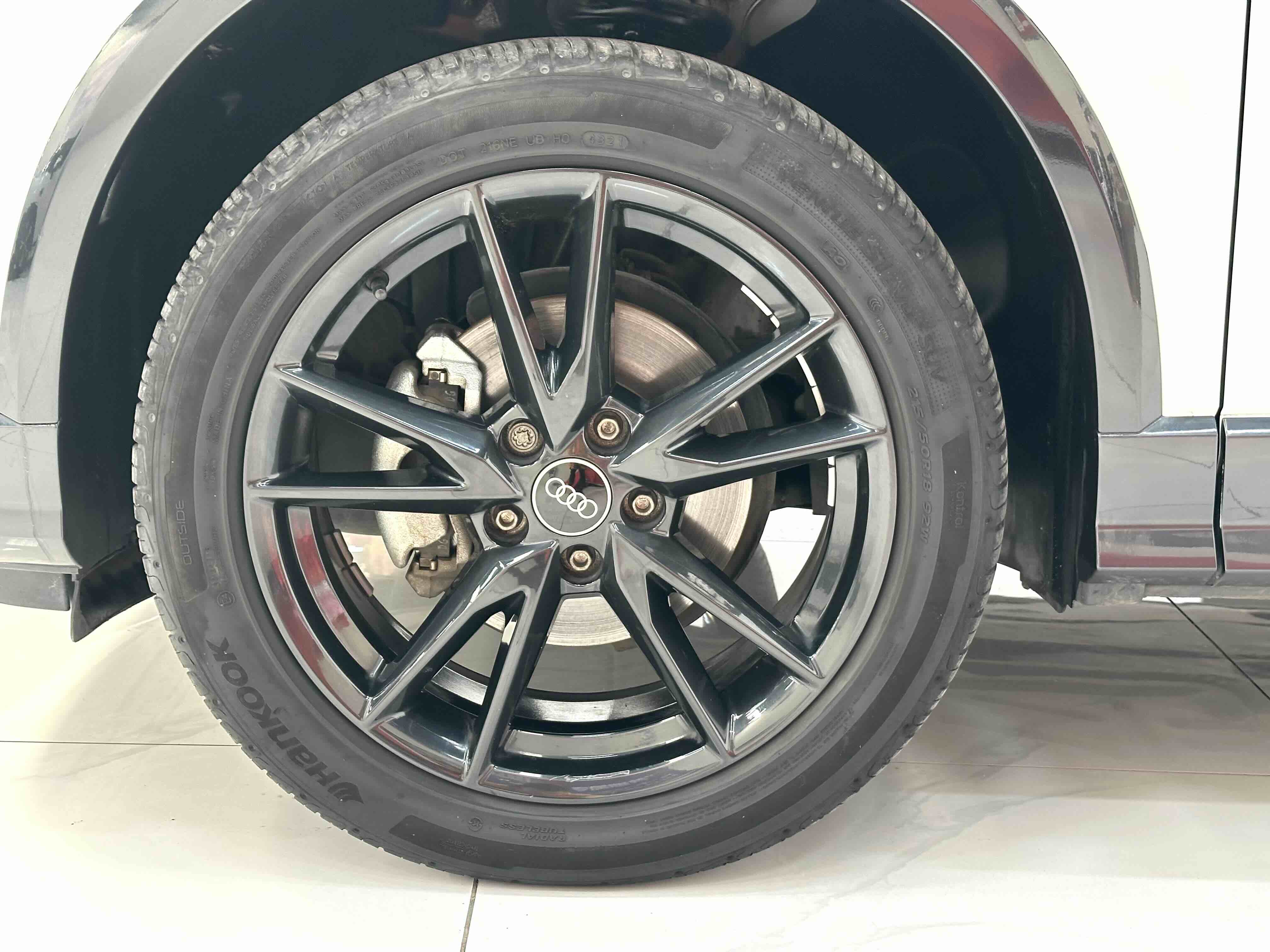 Audi Q2L 2022 #13 Audi Q2L 2022 car image #13