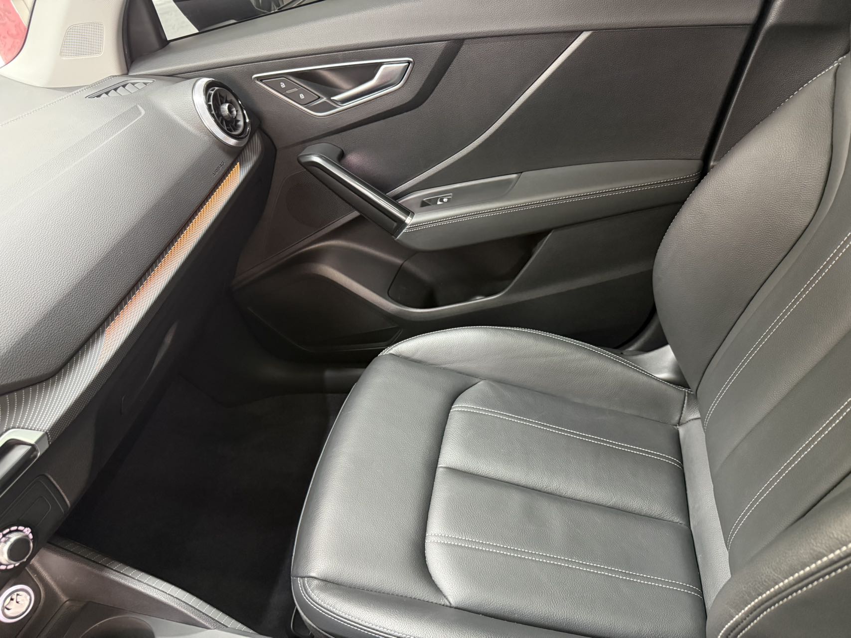 Q2L 2022 car image #13