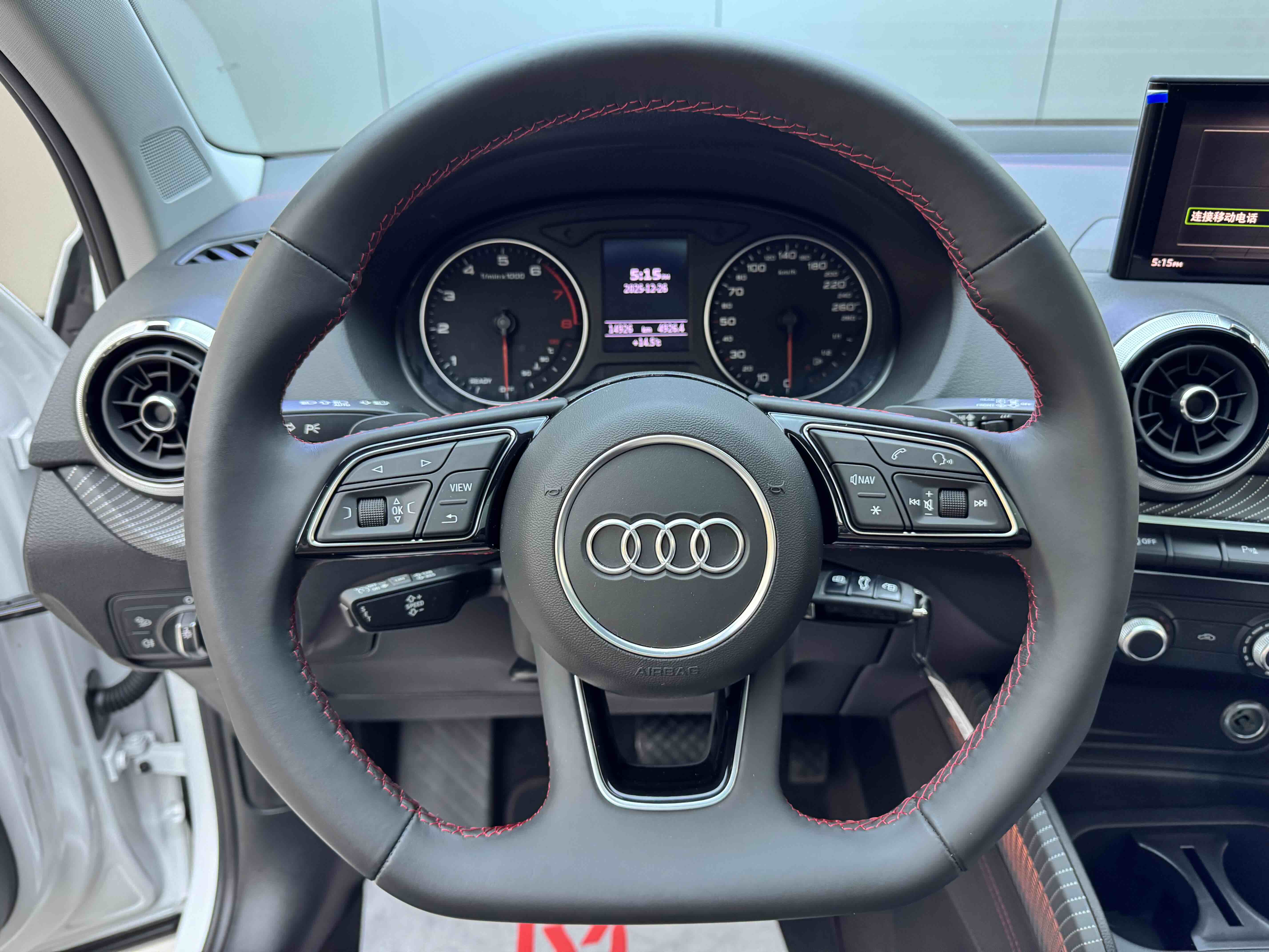 Audi Q2L 2023 изображение автомобиля #13