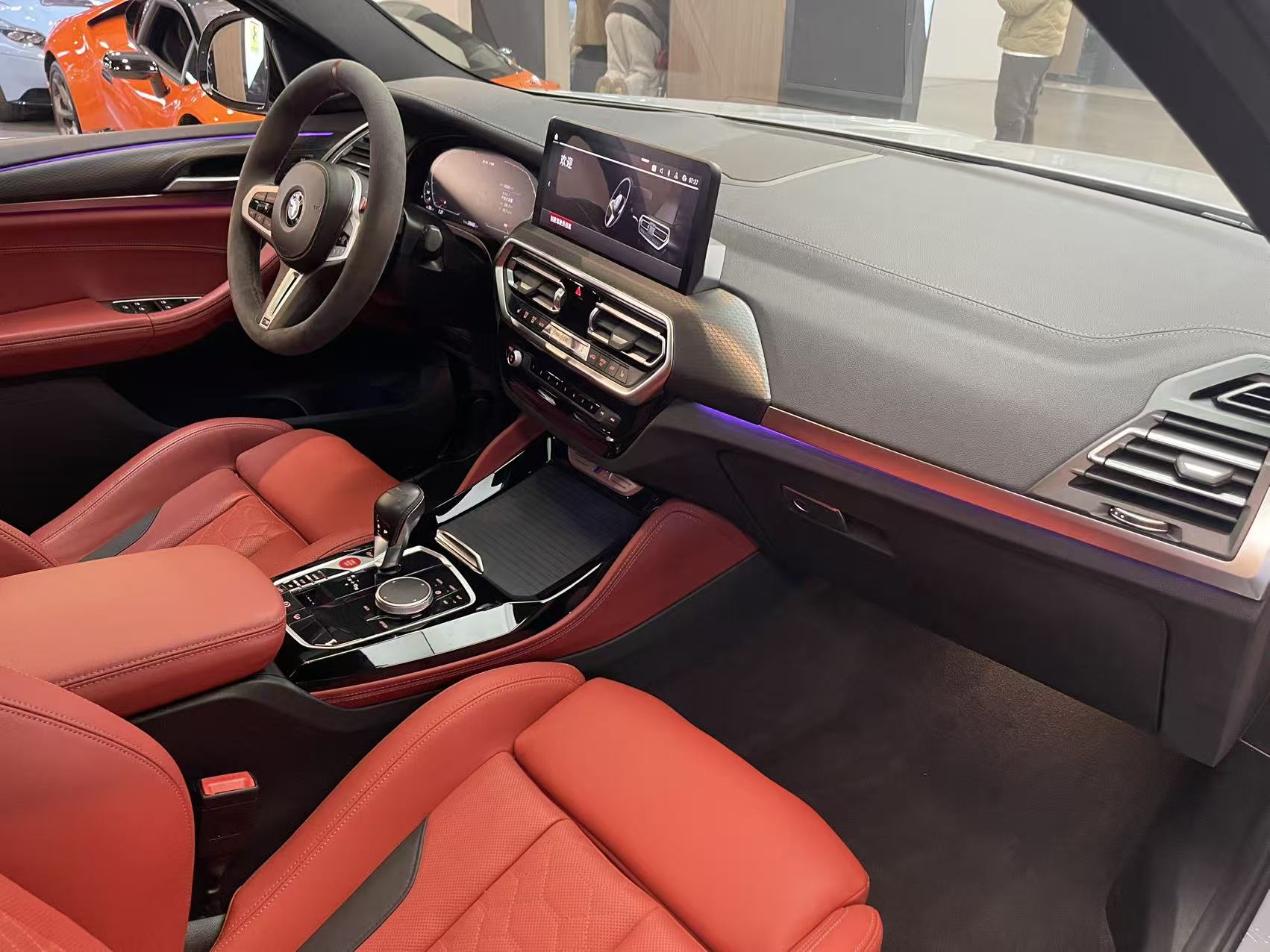 BMW X4 M 2022 car image #13