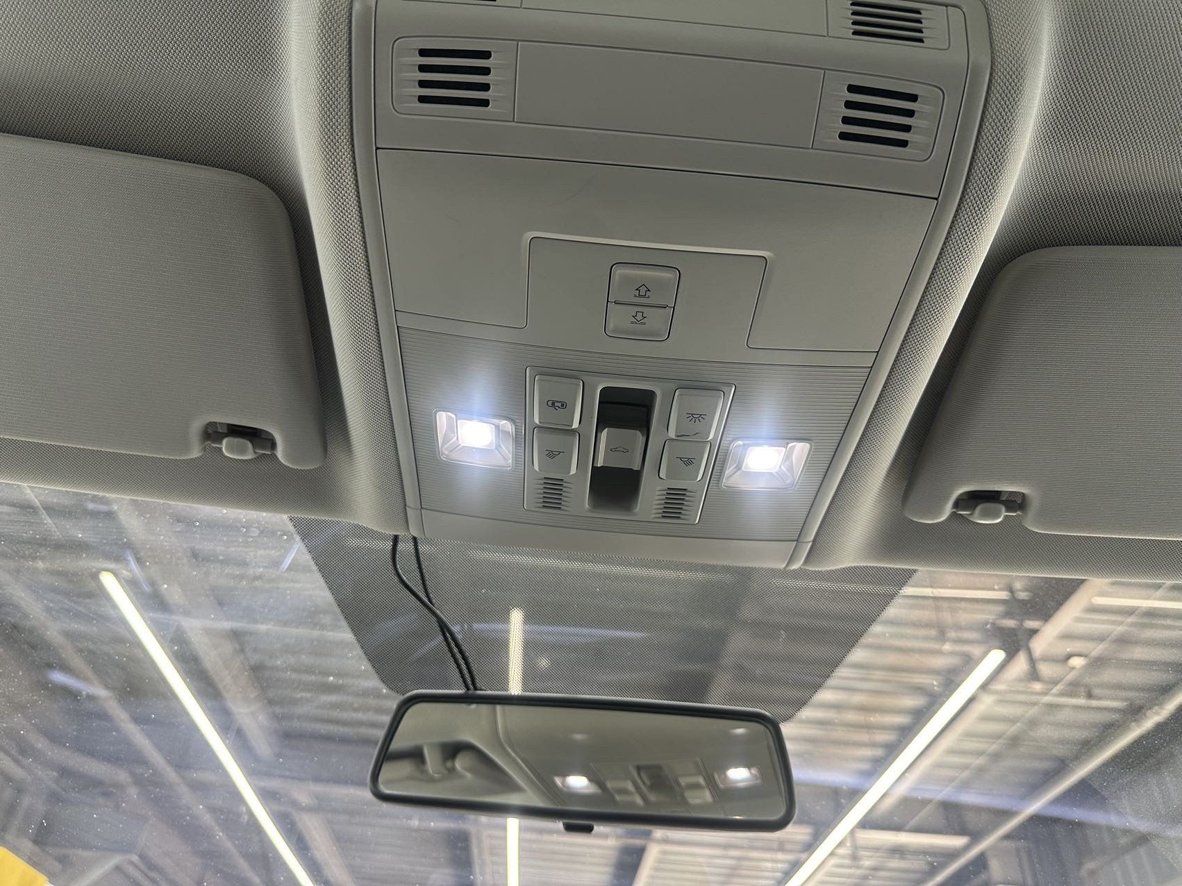 Volkswagen T-Cross 2022 #13 Volkswagen T-Cross 2022 car image #13