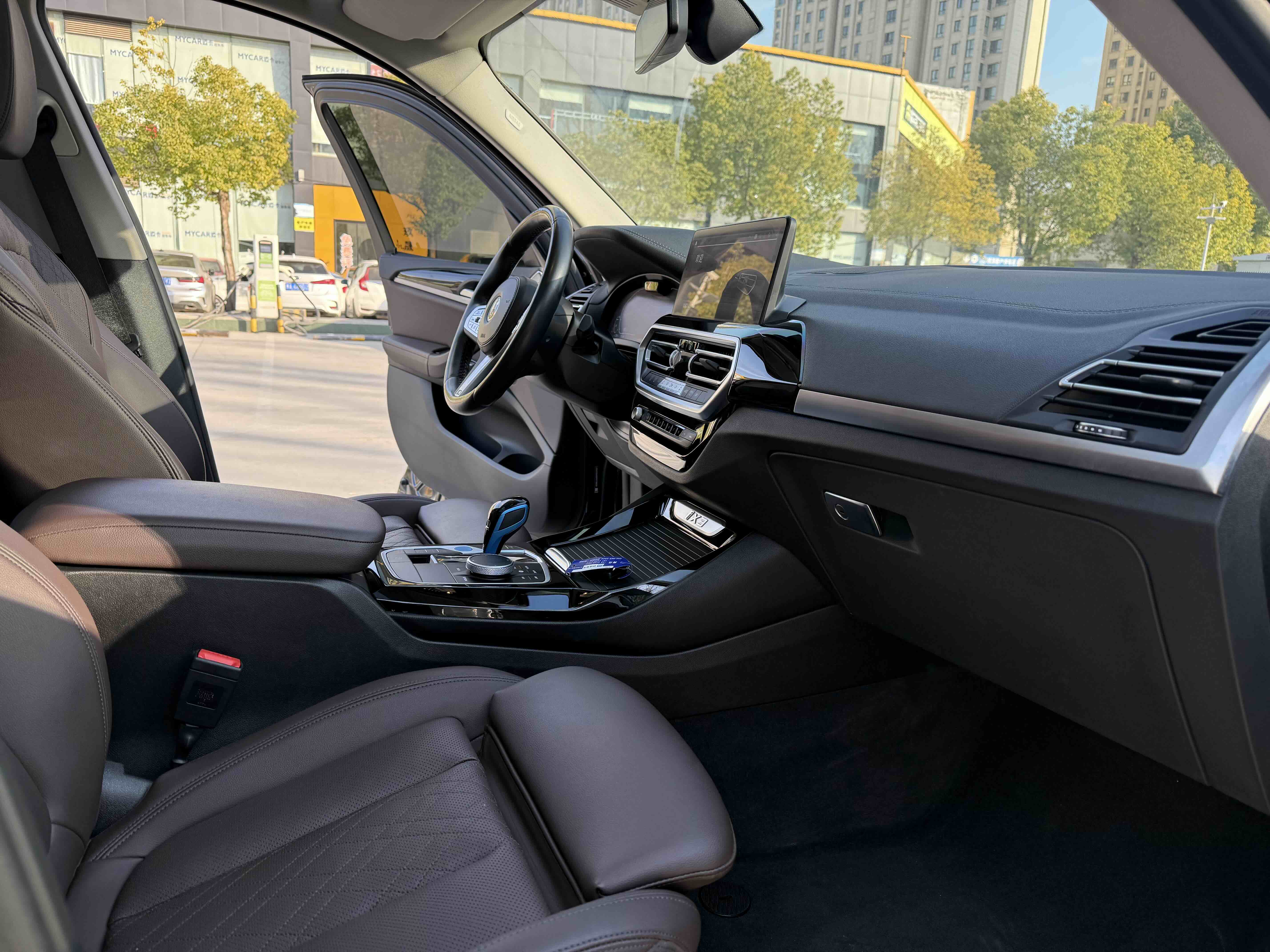 BMW iX3 2023 #13 BMW iX3 2023 immagine di auto #13