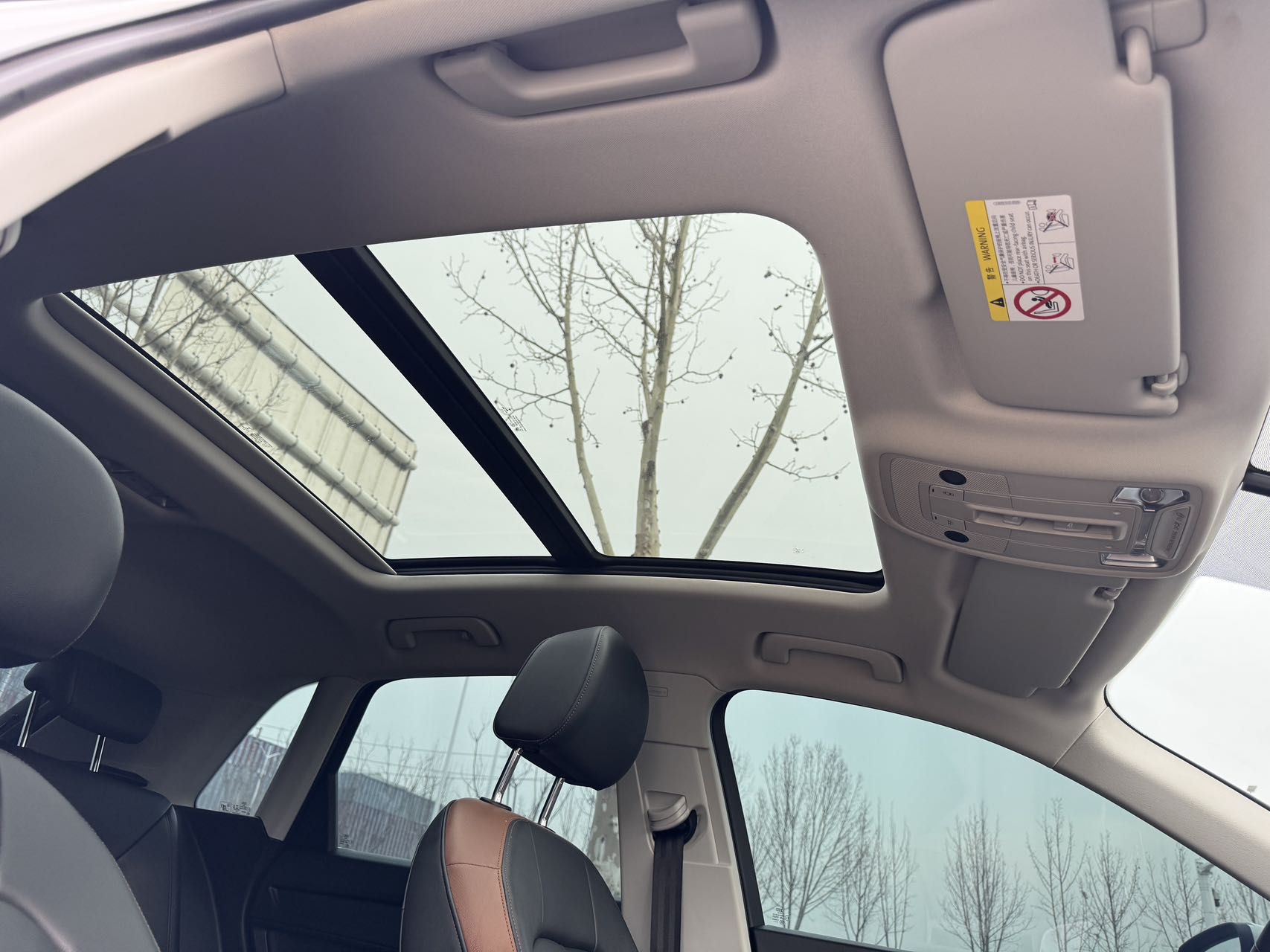 Audi Q3 2023 car image #13