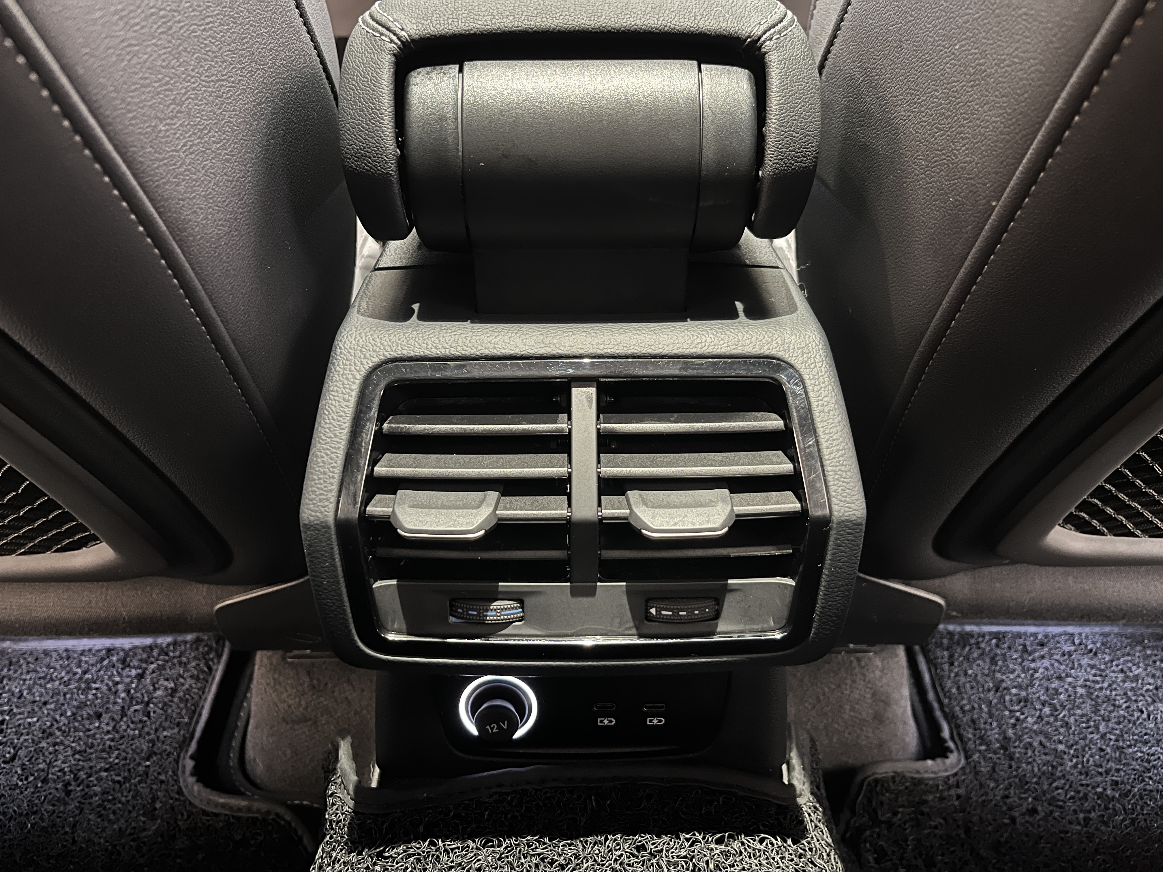 Audi Q3 Sportback 2022 изображение автомобиля #13