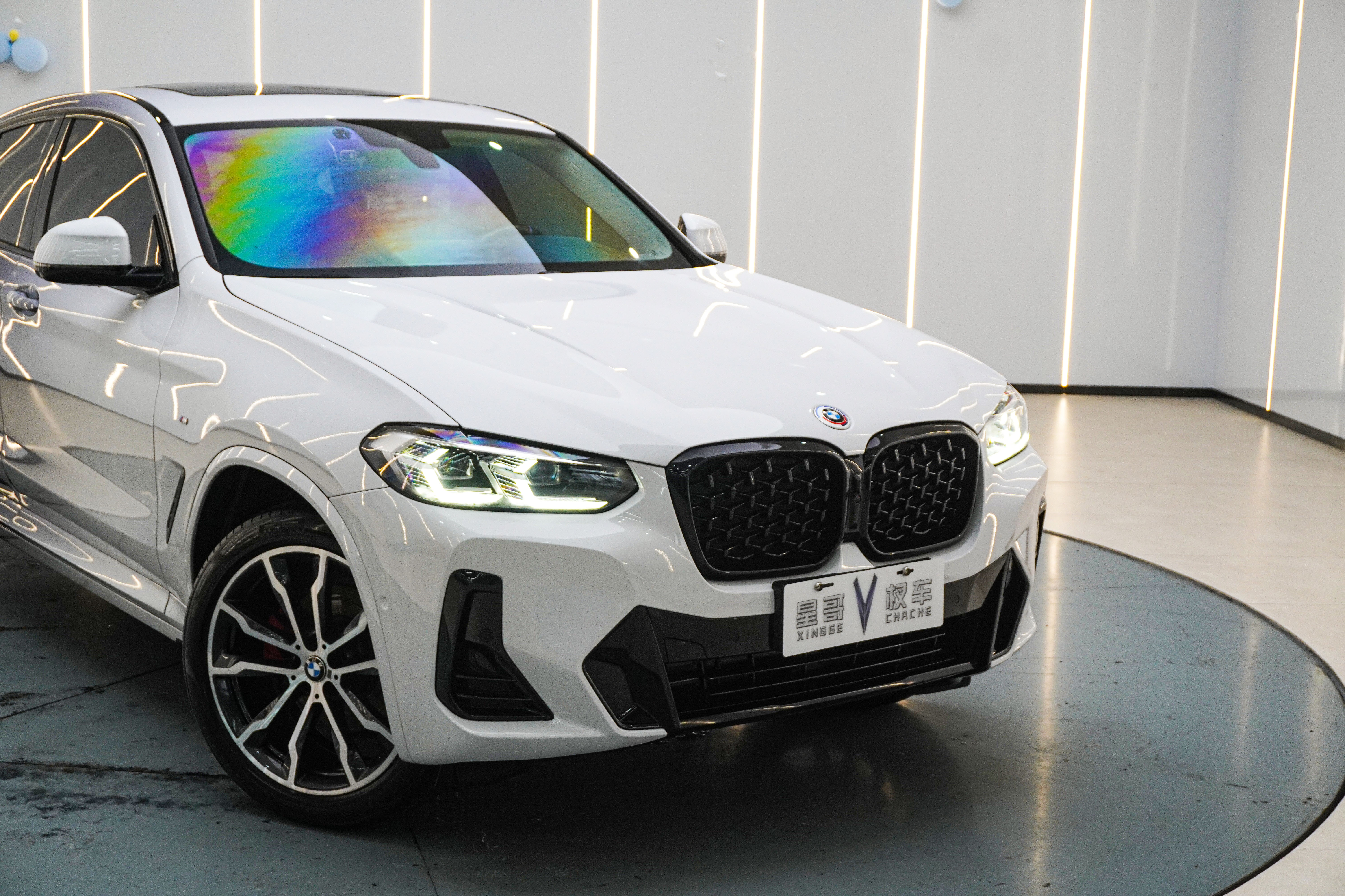 BMW X4 2022 صورة سيارة #13