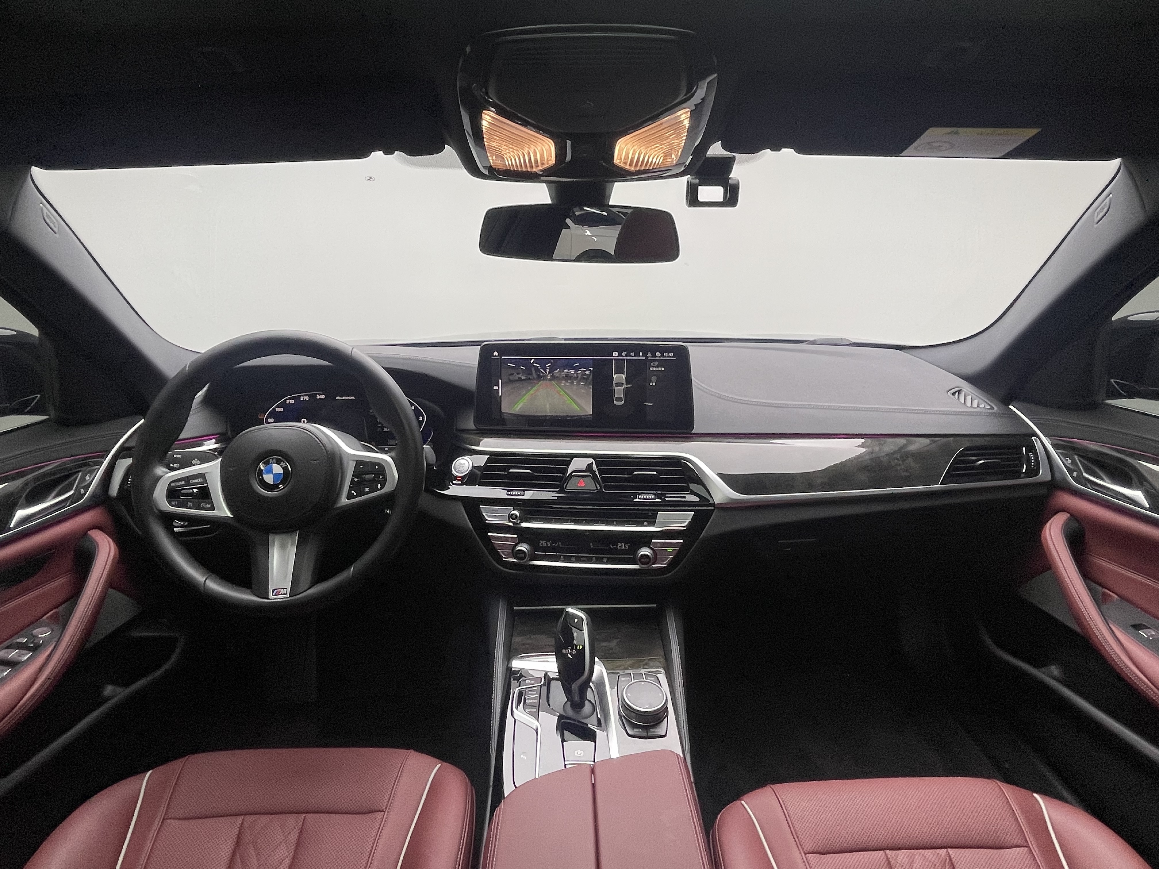 BMW 5 Series 2022 #13 BMW 5 Series 2022 car image #13