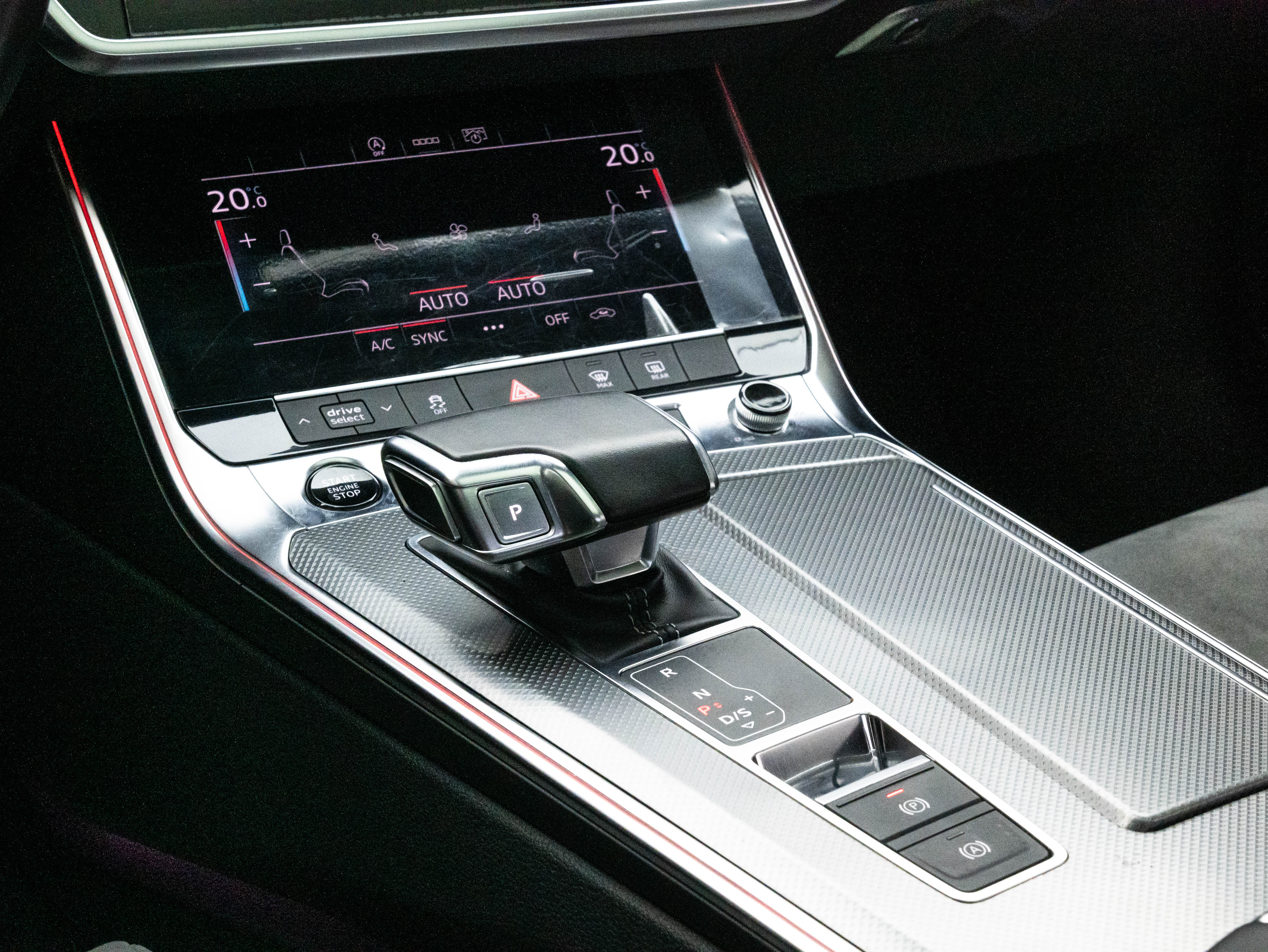 Audi A6L 2022 car image #13