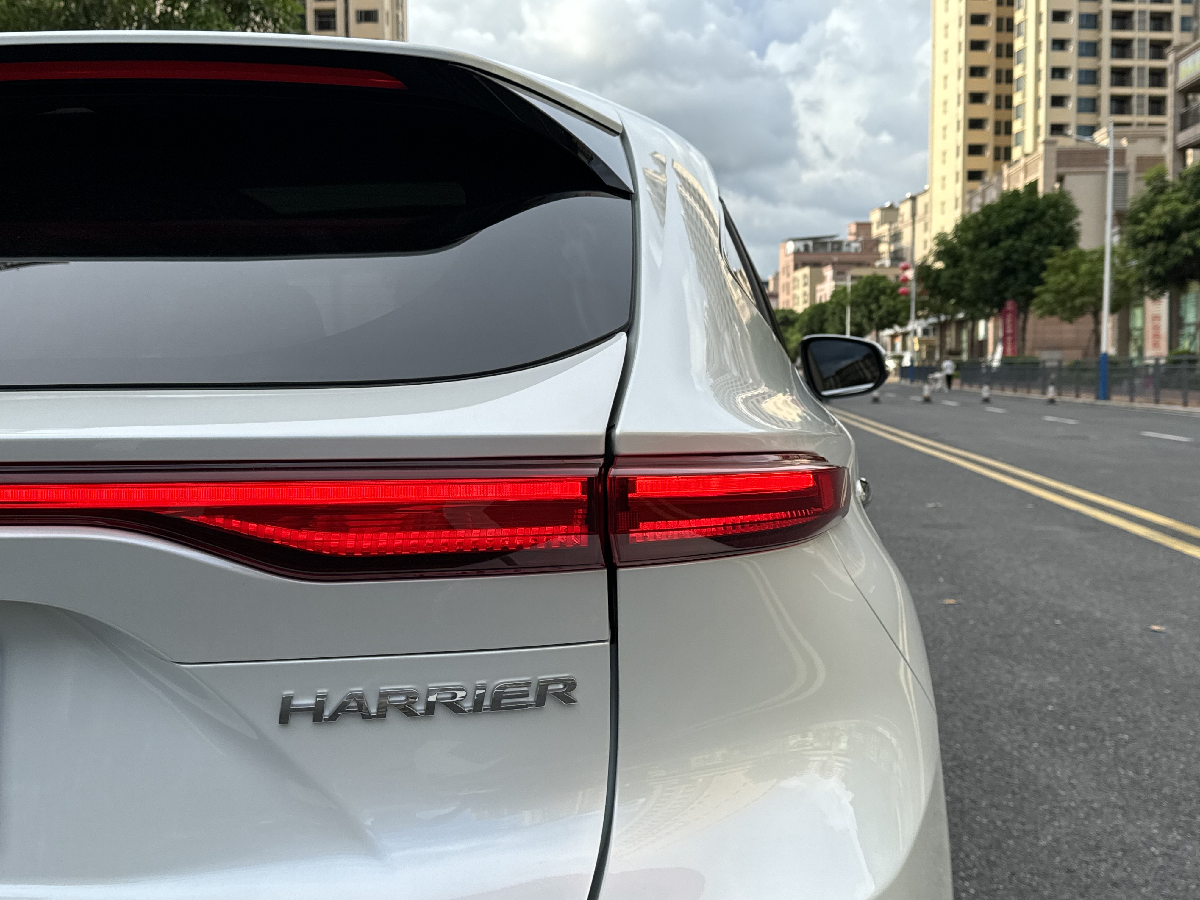 Toyota Harrier 2022 car image #13