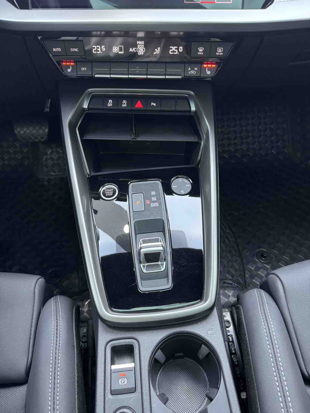 Audi A3 2021 car image #13