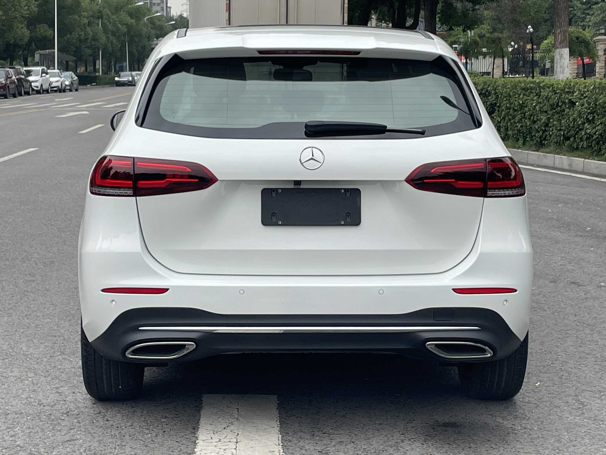 Mercedes-Benz B Class 2023 car image #13