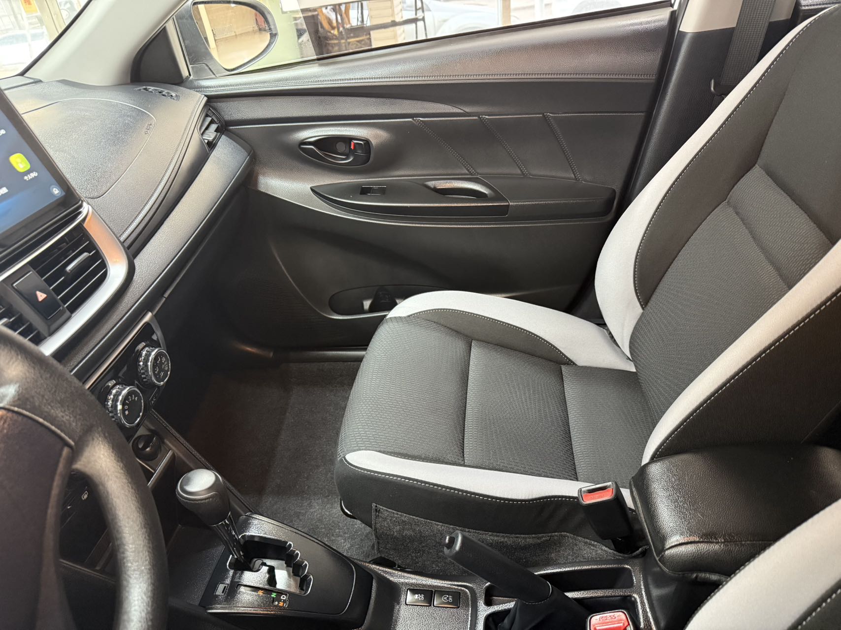 Toyota Yaris L Zhixuan 2021 car image #13