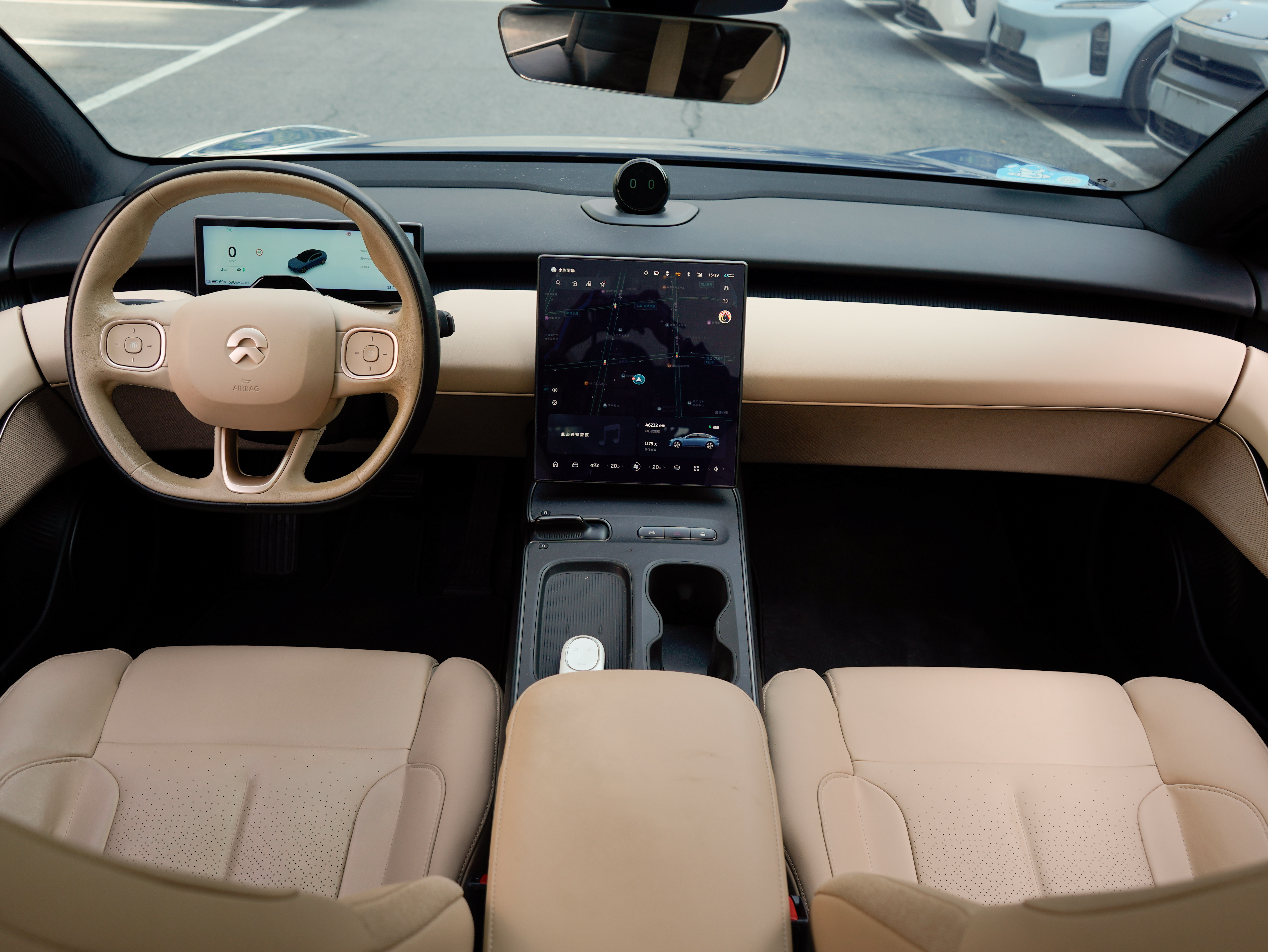 NIO ET5 2022 car image #13