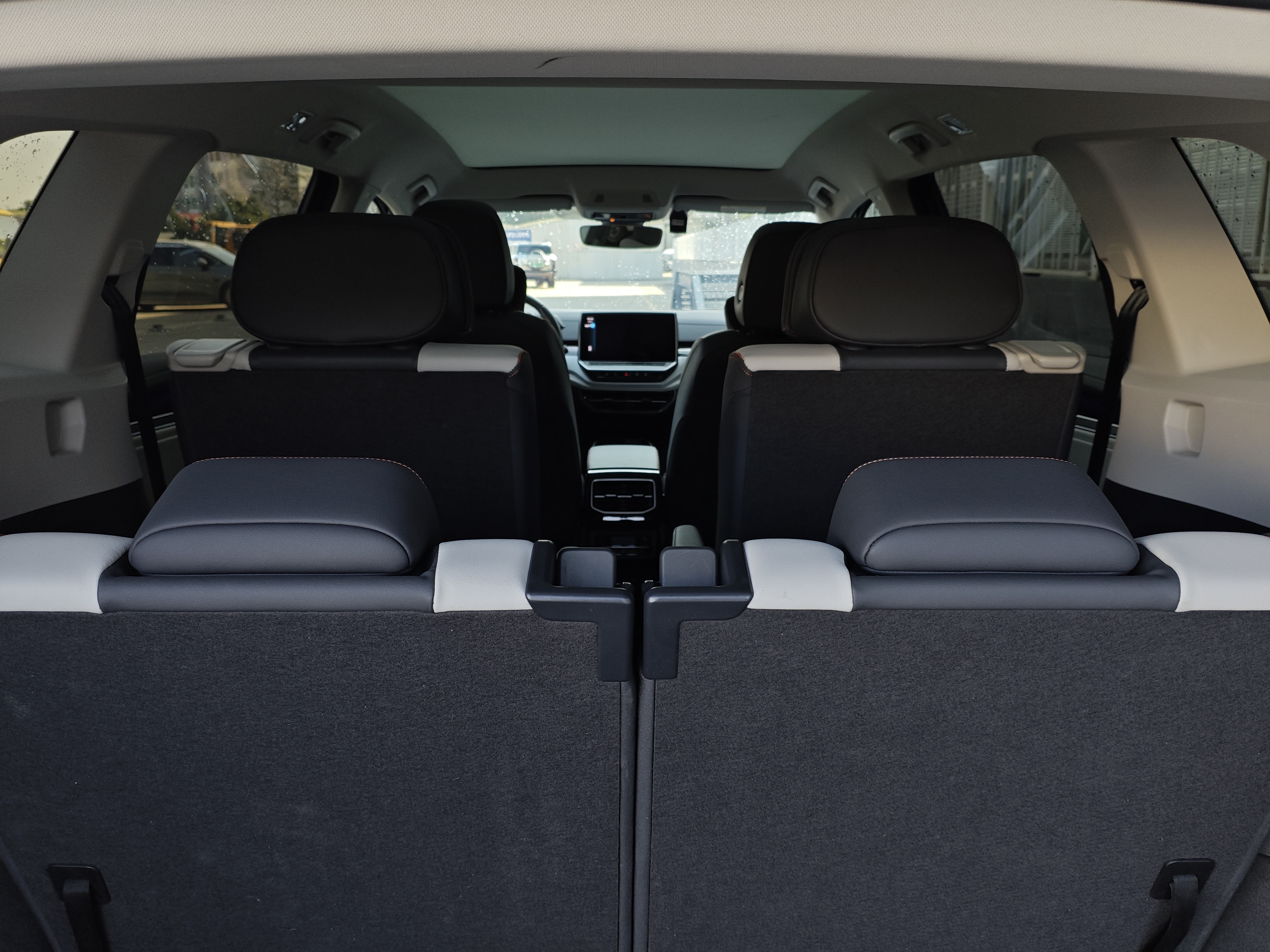 Volkswagen ID.6 Crozz 2022 #13 Volkswagen ID.6 Crozz 2022 immagine di auto #13