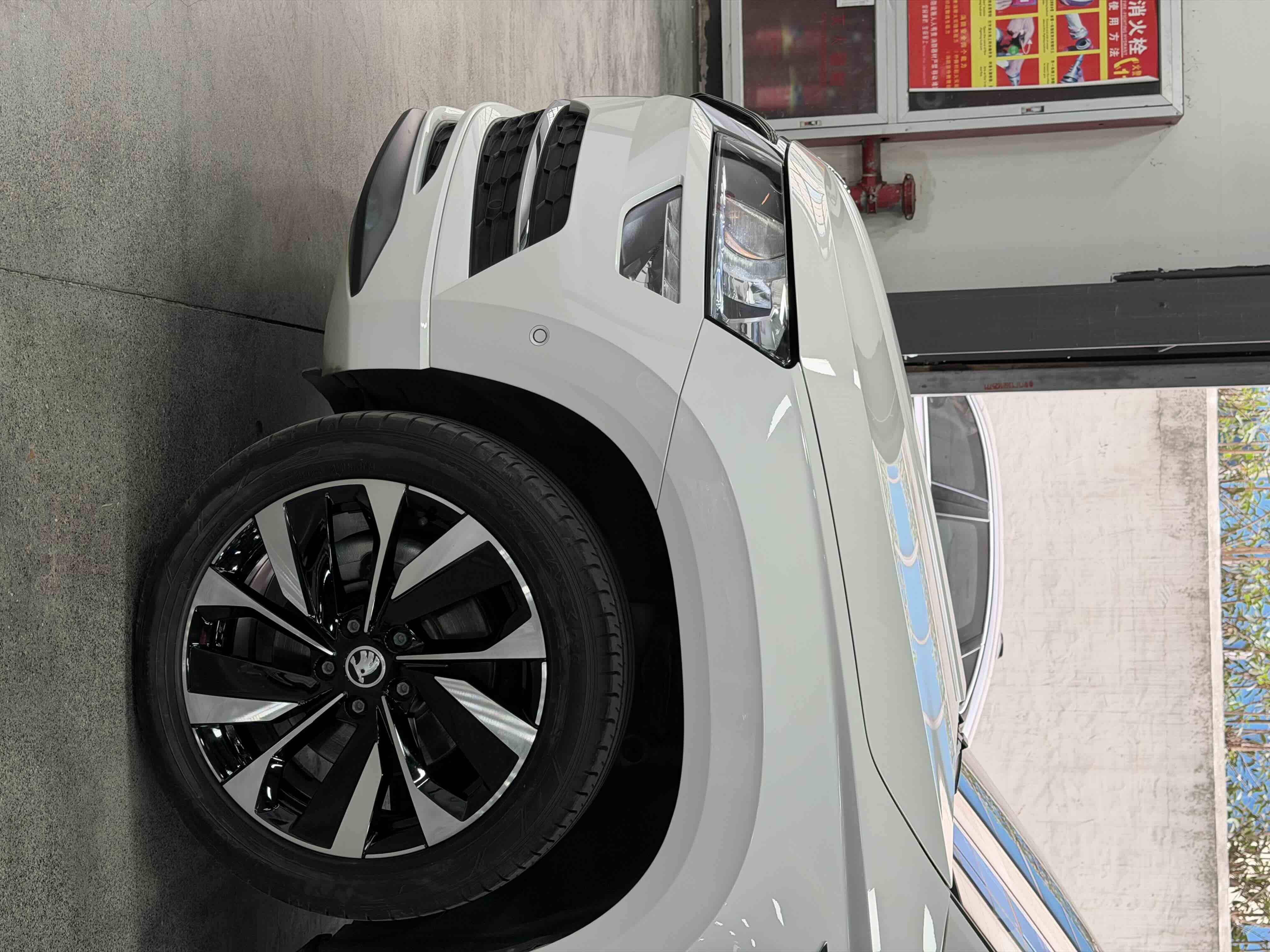 Skoda Karoq 2022 изображение автомобиля #13