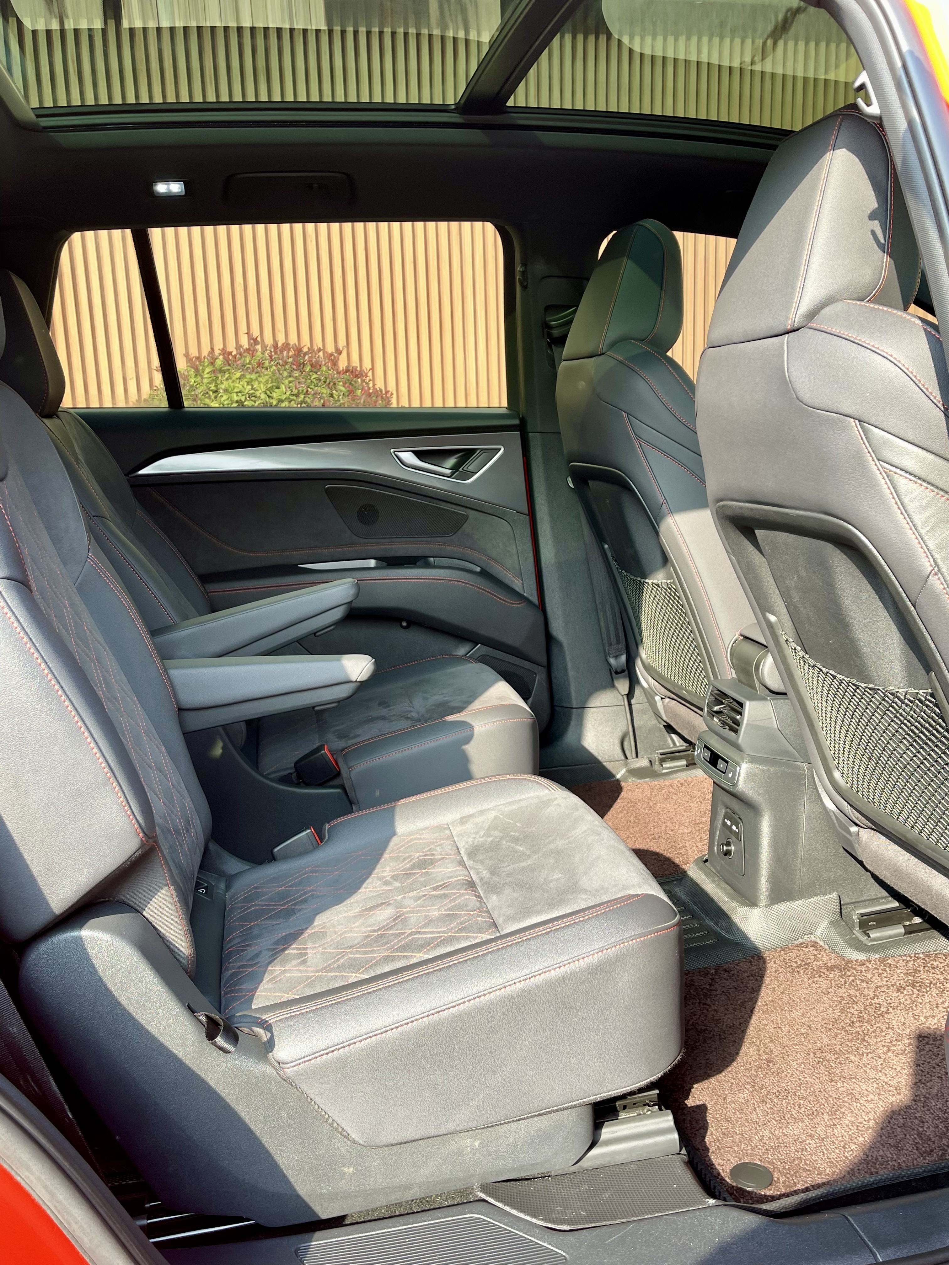 Audi Q5 e-tron 2022 immagine di auto #13