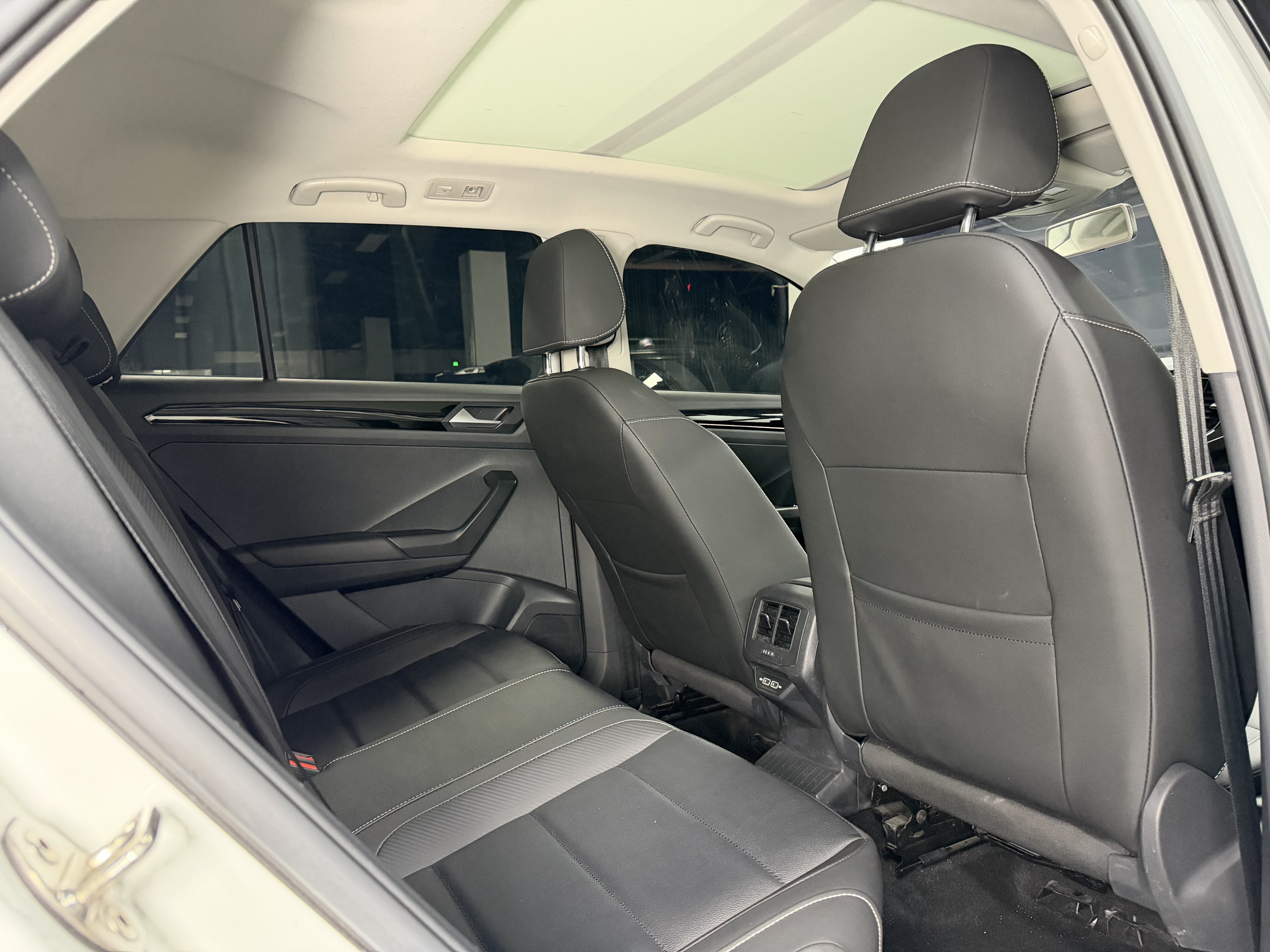 T-Roc 2022 #13 T-Roc 2022 car image #13