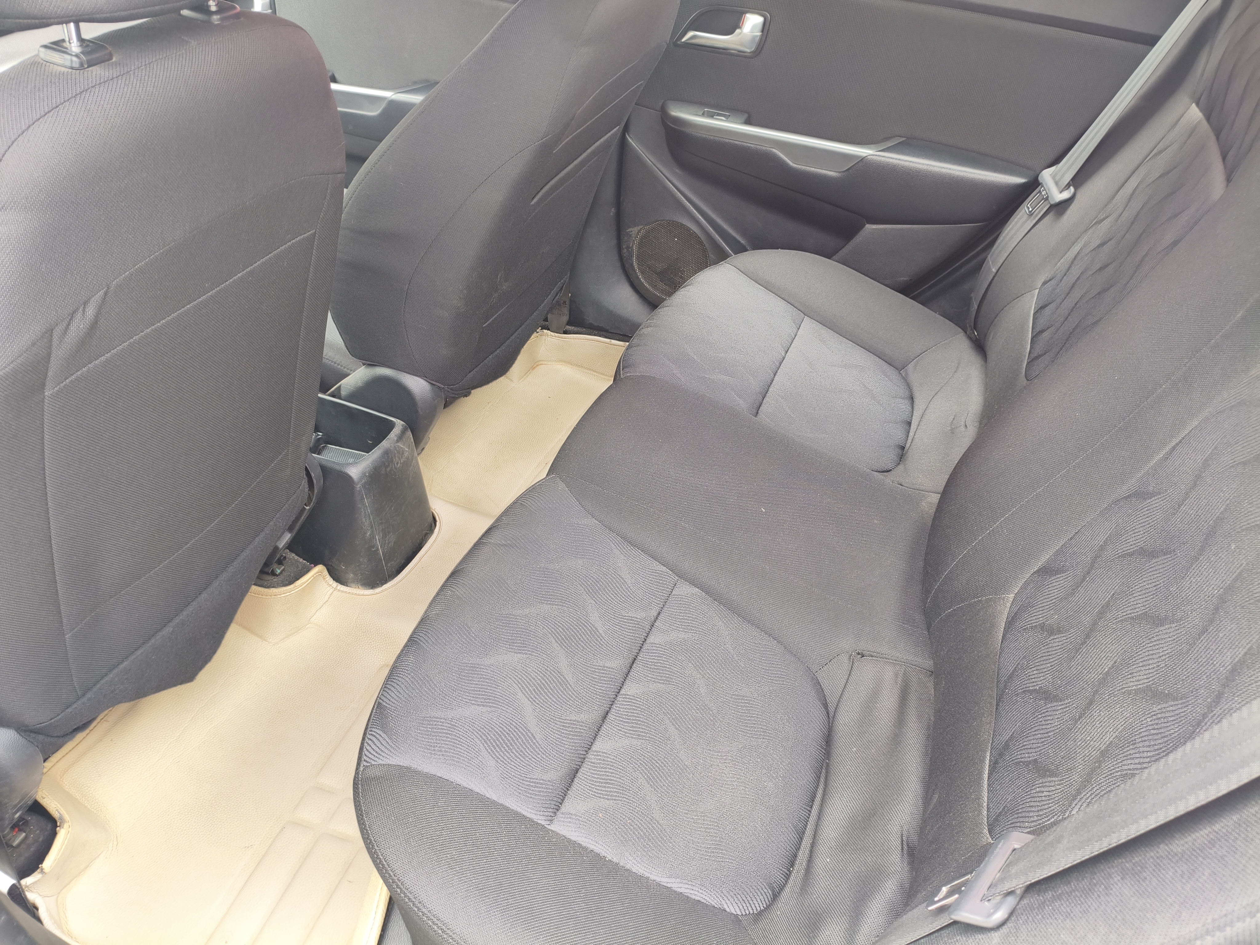 起亚 起亚K2 2015 汽车图片 #13