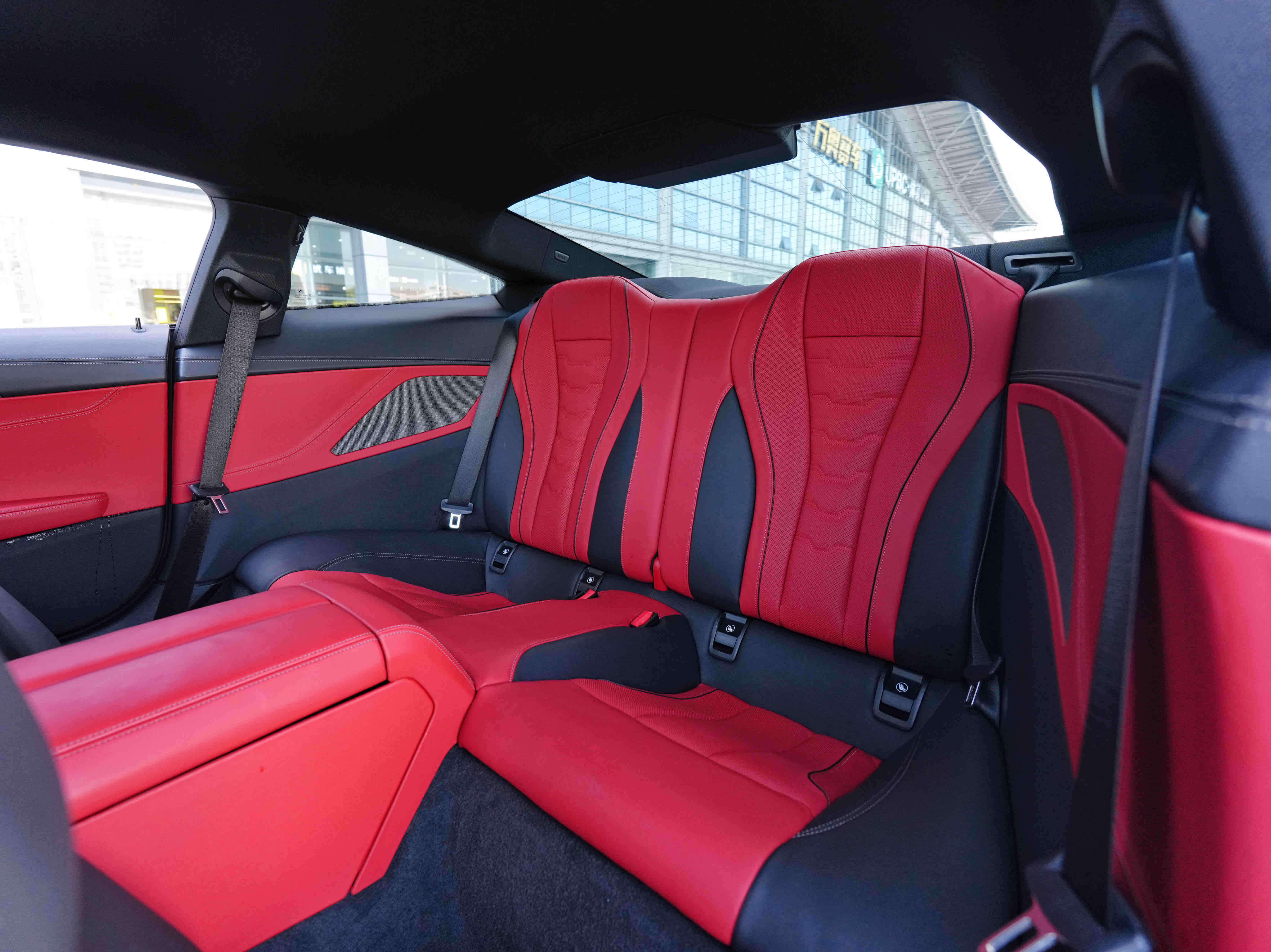 BMW 8 Series 2023 immagine di auto #13