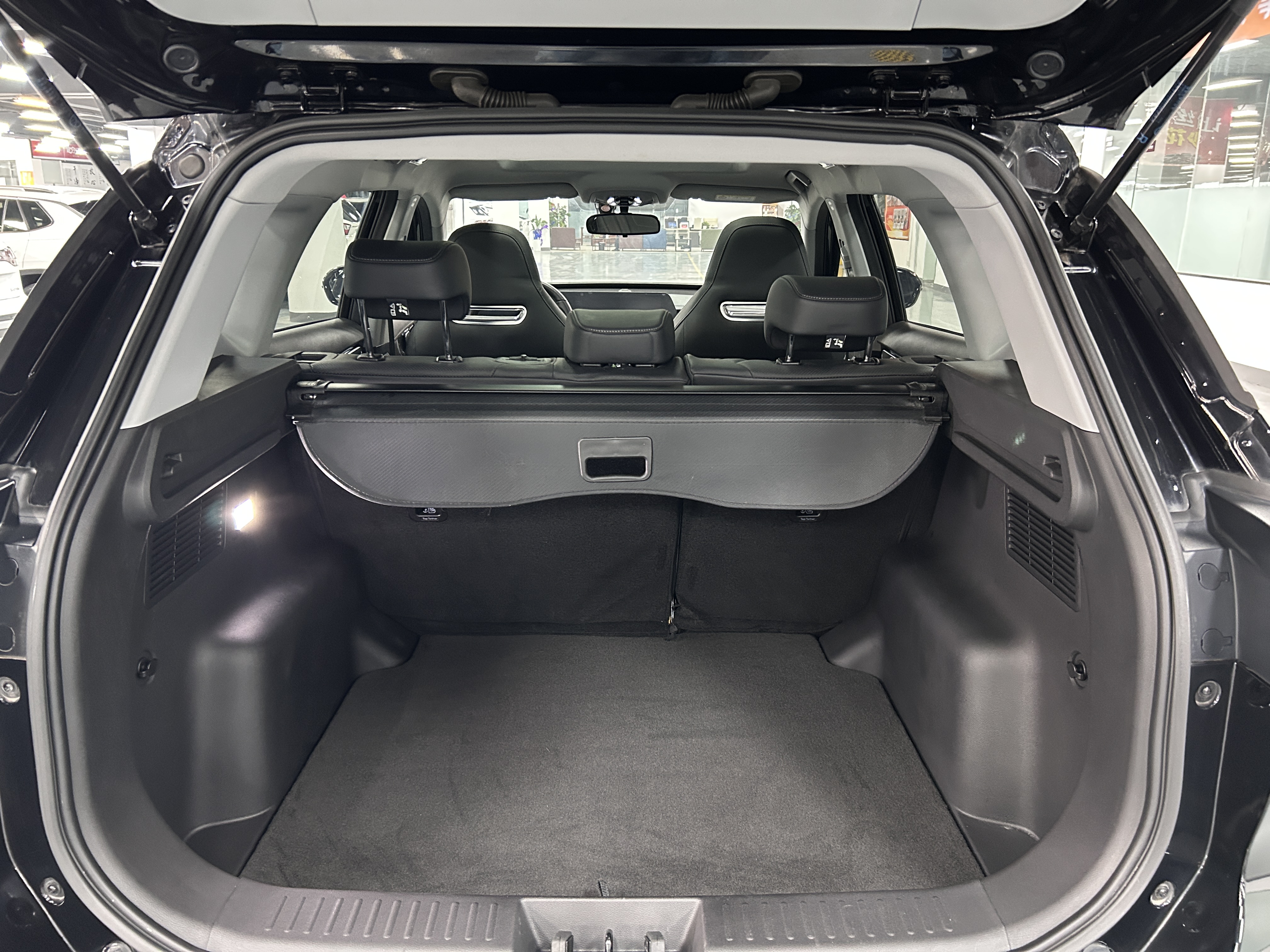 Chery Tiggo 7 Plus 2023 car image #13