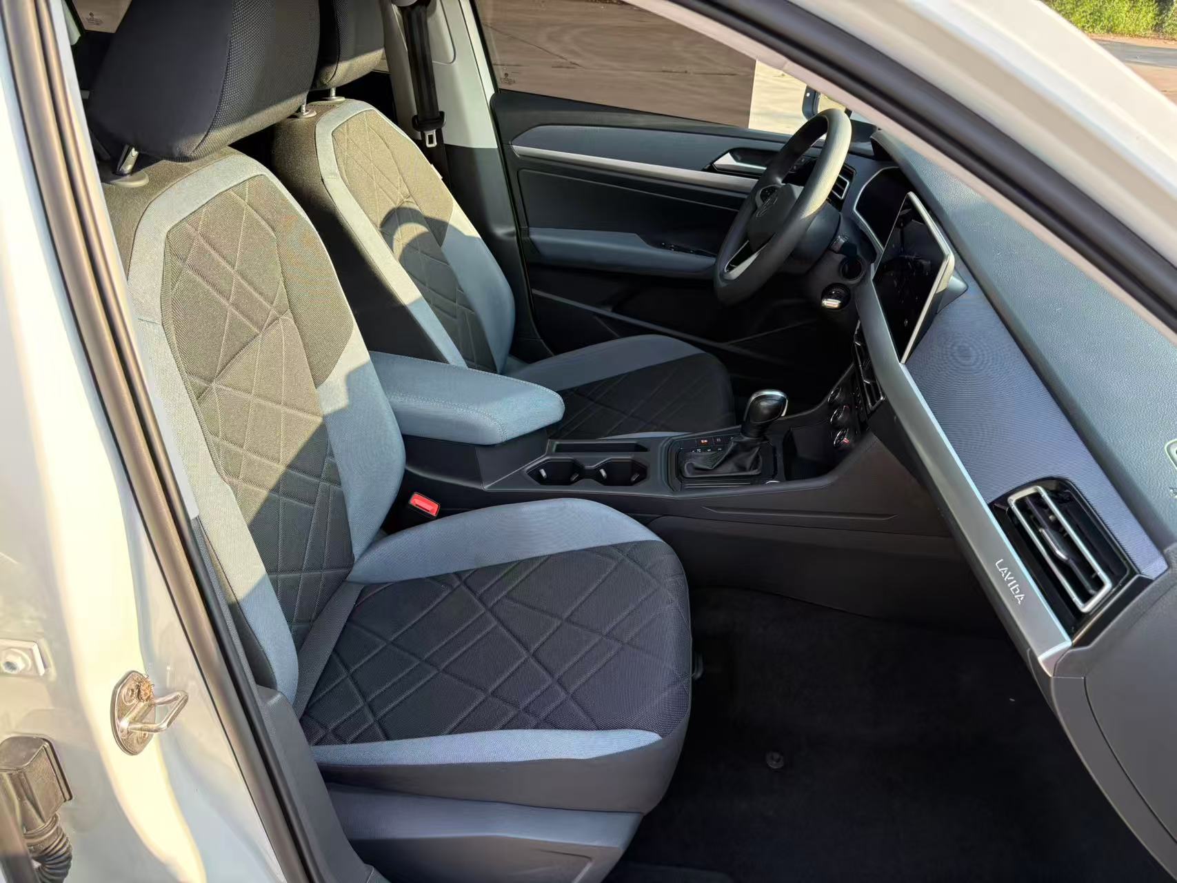 Volkswagen Lavida 2022 car image #13