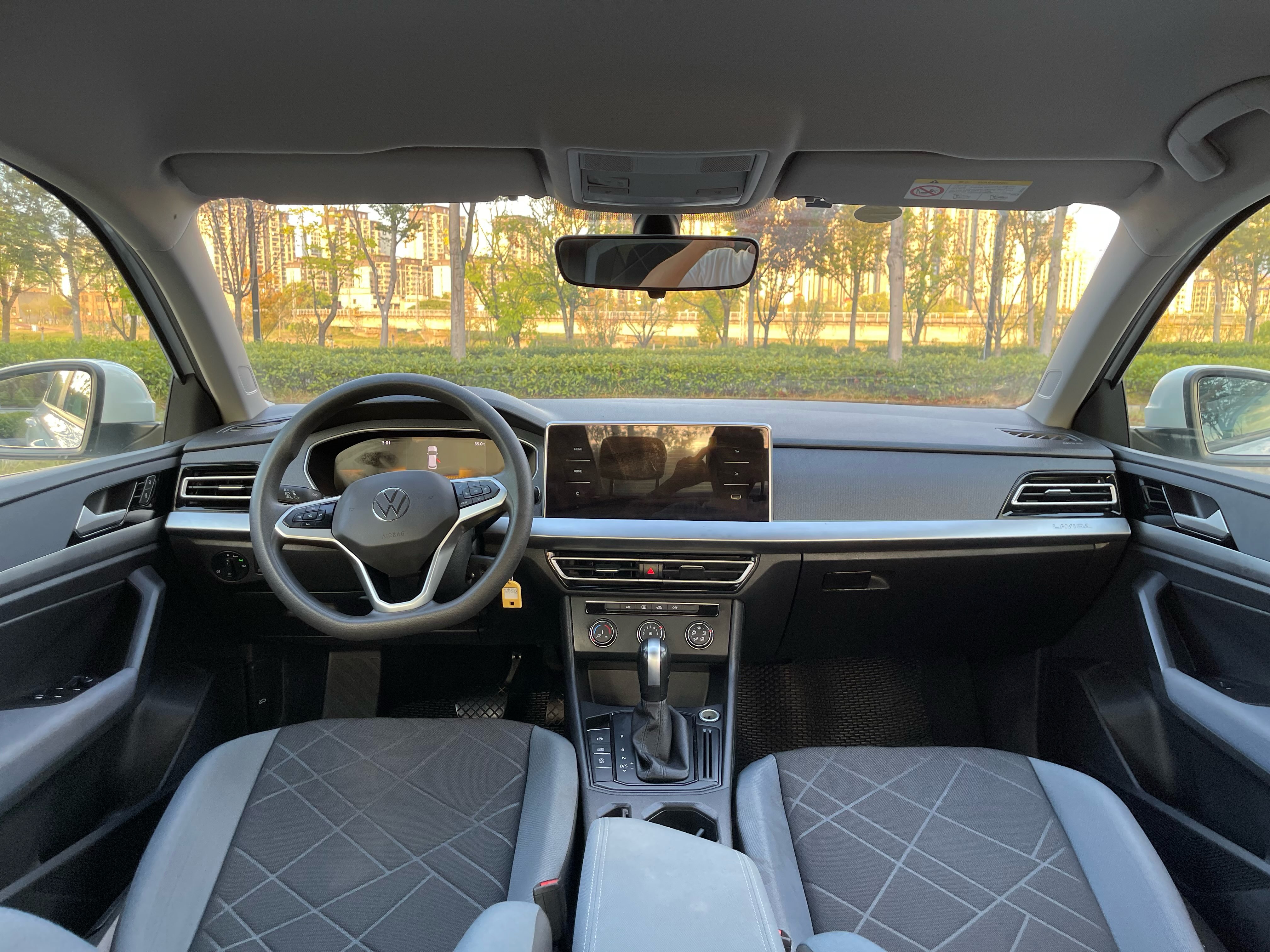 Volkswagen Lavida 2022 #13 Volkswagen Lavida 2022 car image #13