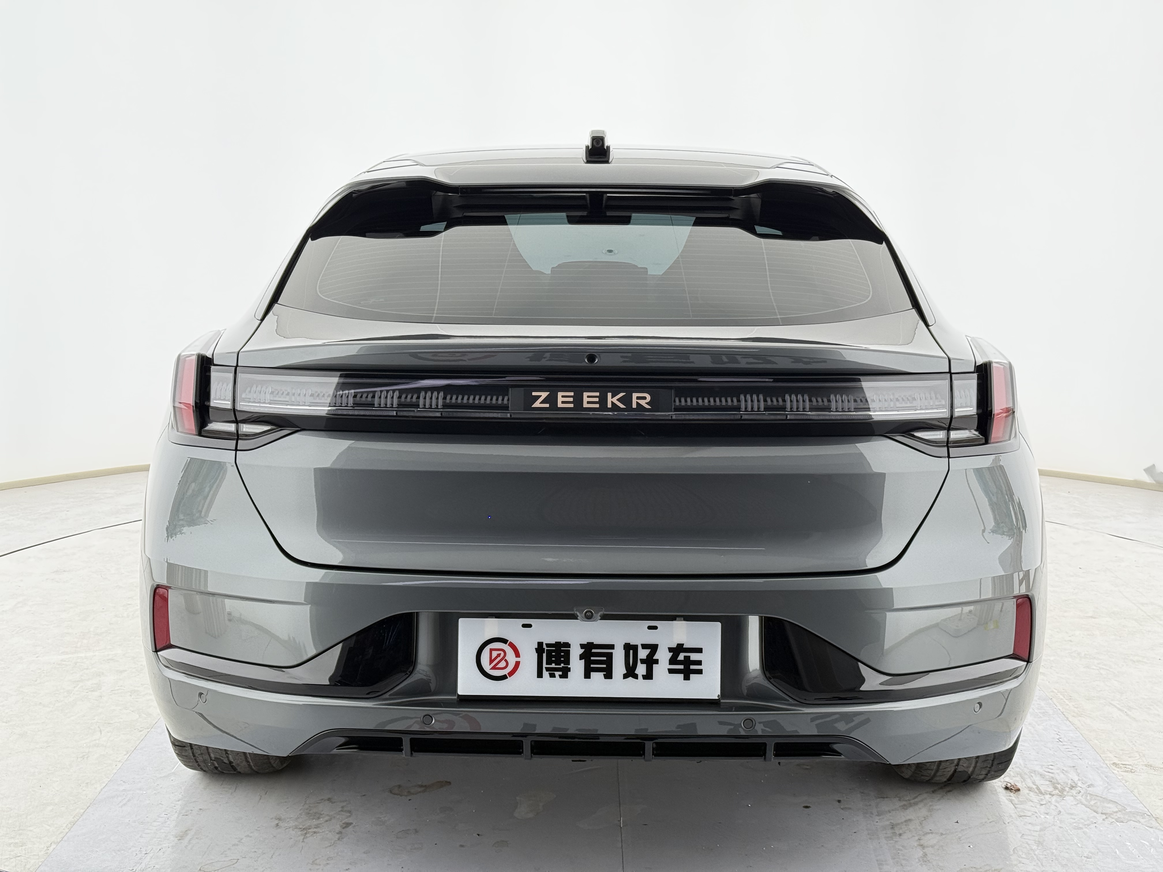 Zeekr 001 2023 #13 Zeekr 001 2023 car image #13