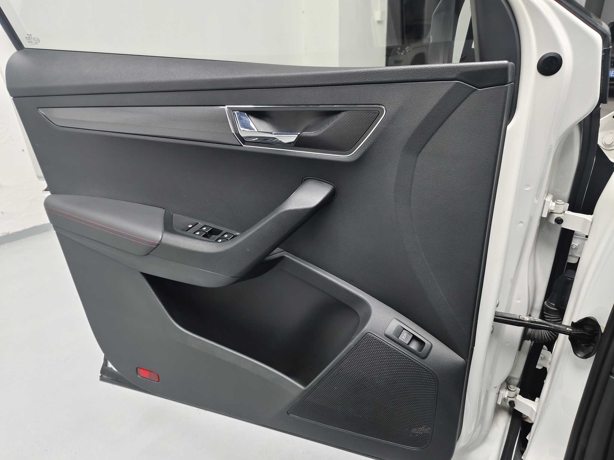 Skoda Karoq 2022 car image #13