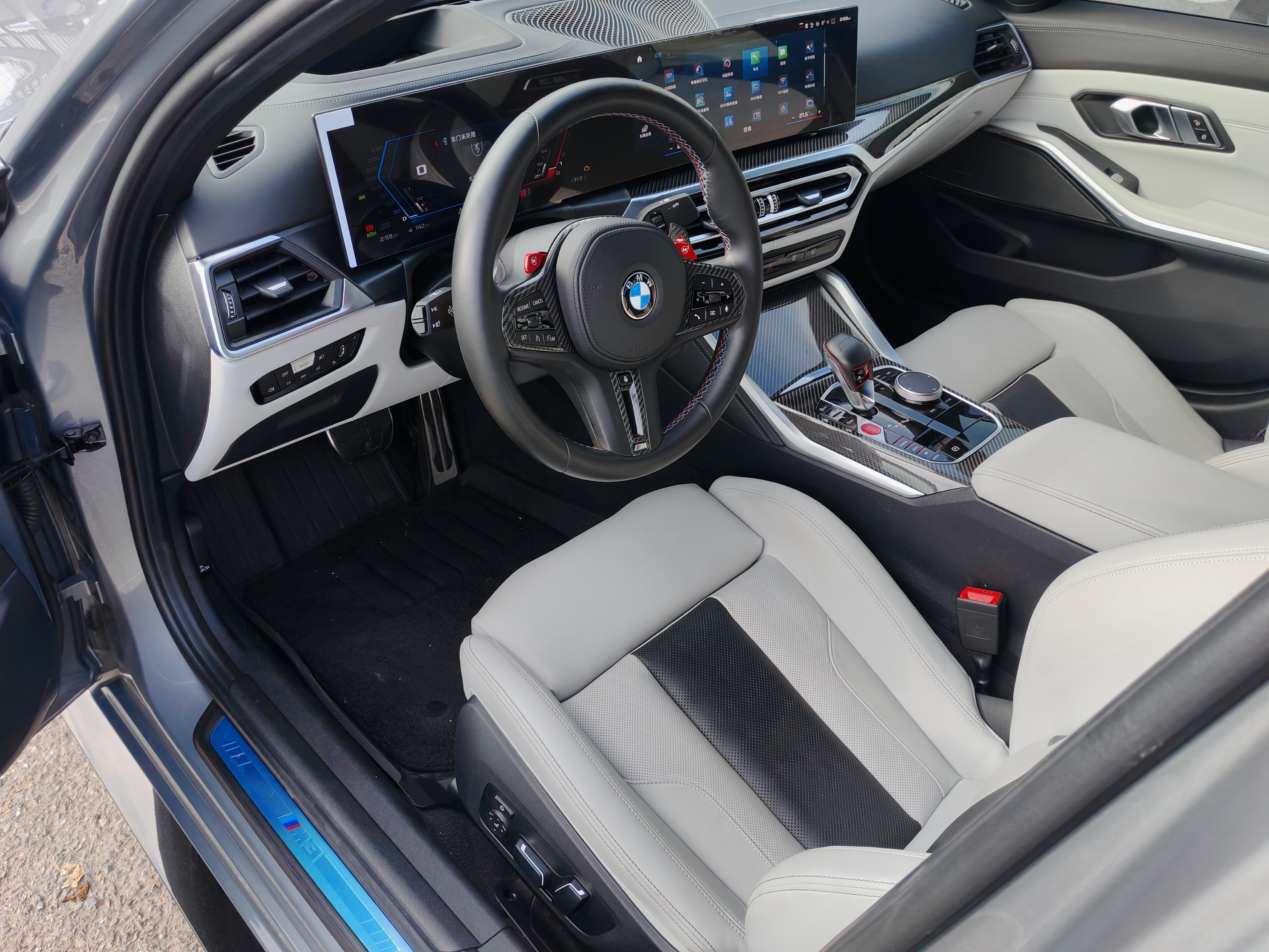 BMW M3 2024 immagine di auto #13