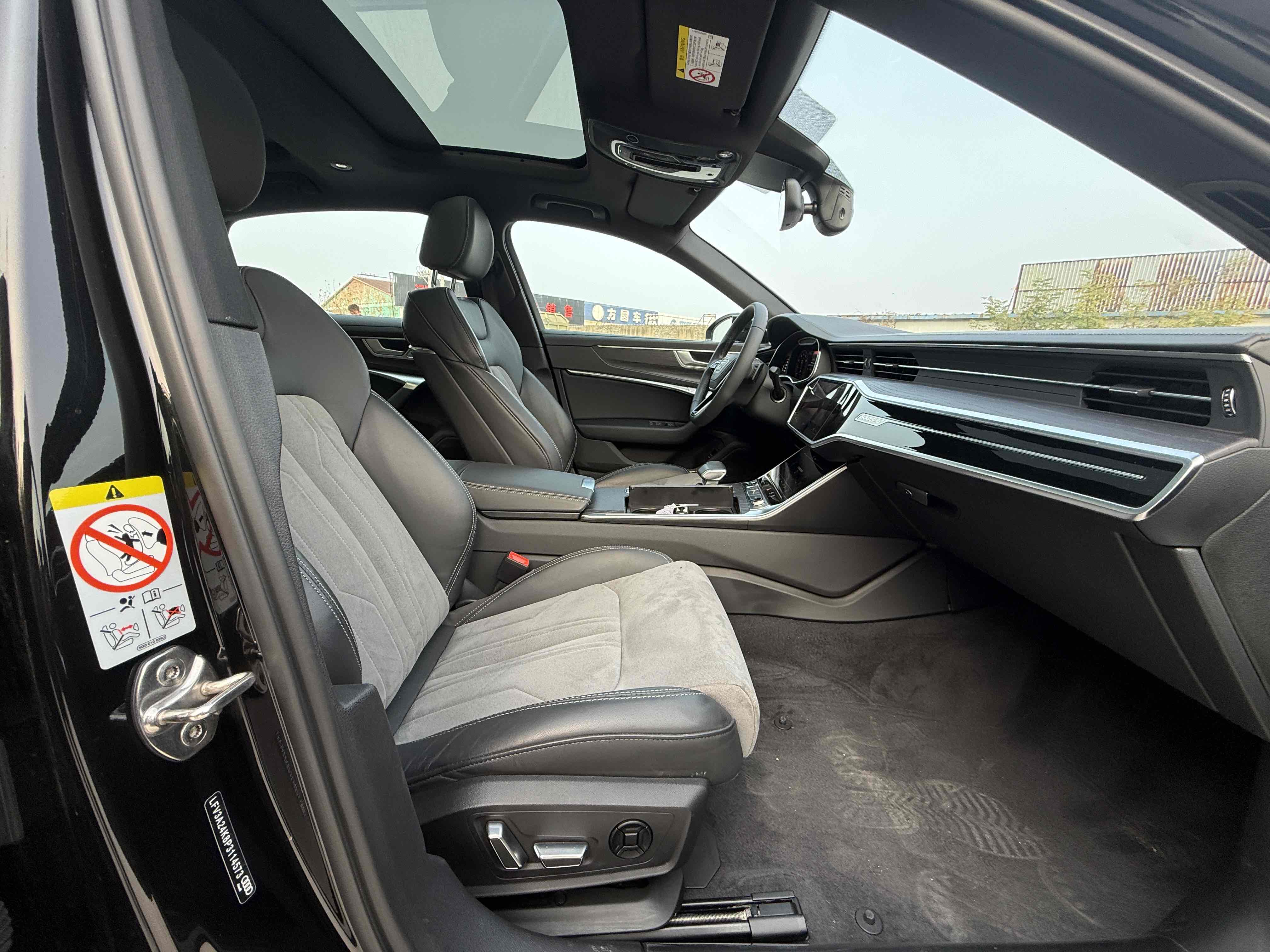 Audi A6L 2023 immagine di auto #13
