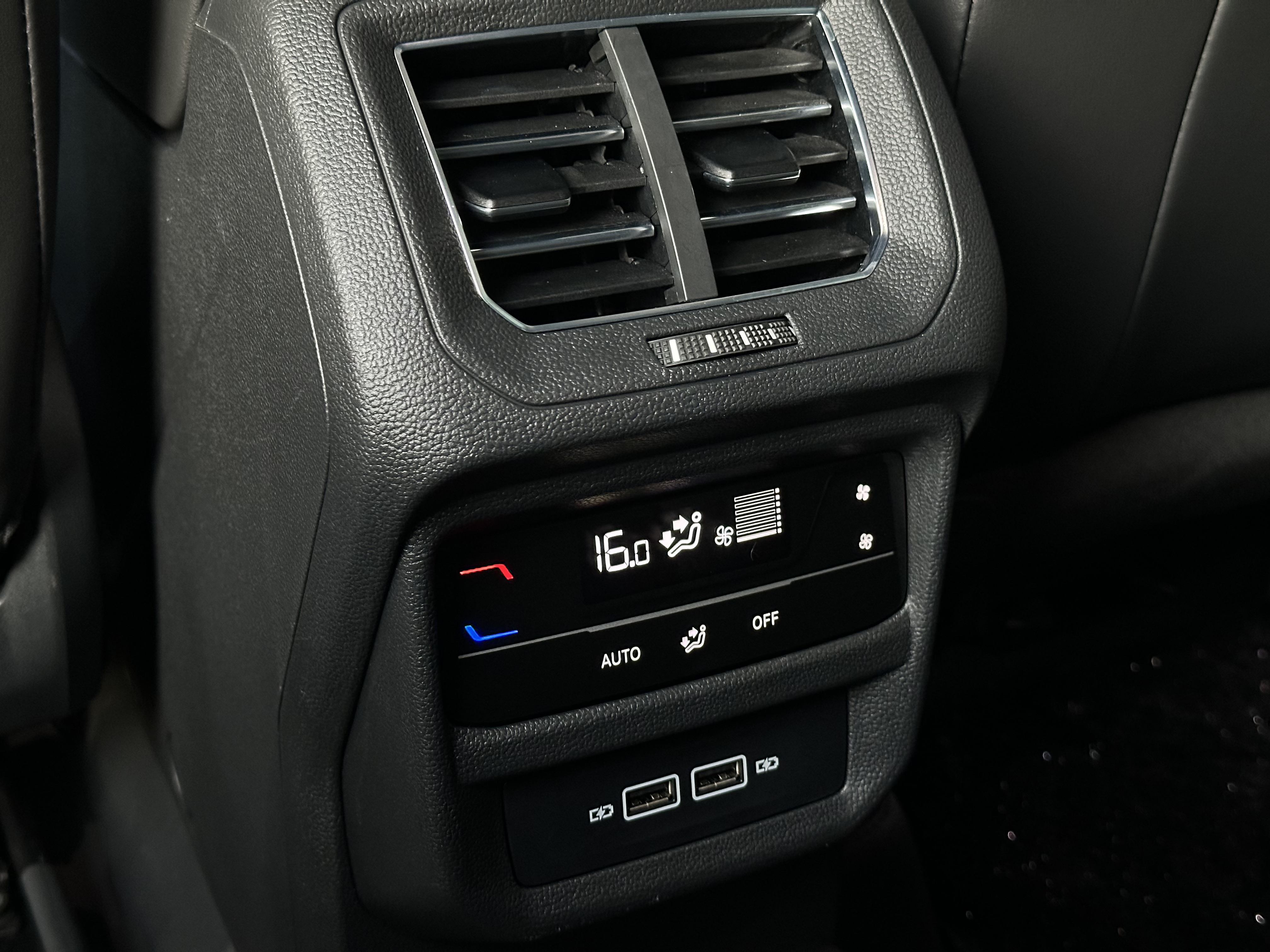 Volkswagen Tayron X 2023 #13 Volkswagen Tayron X 2023 car image #13