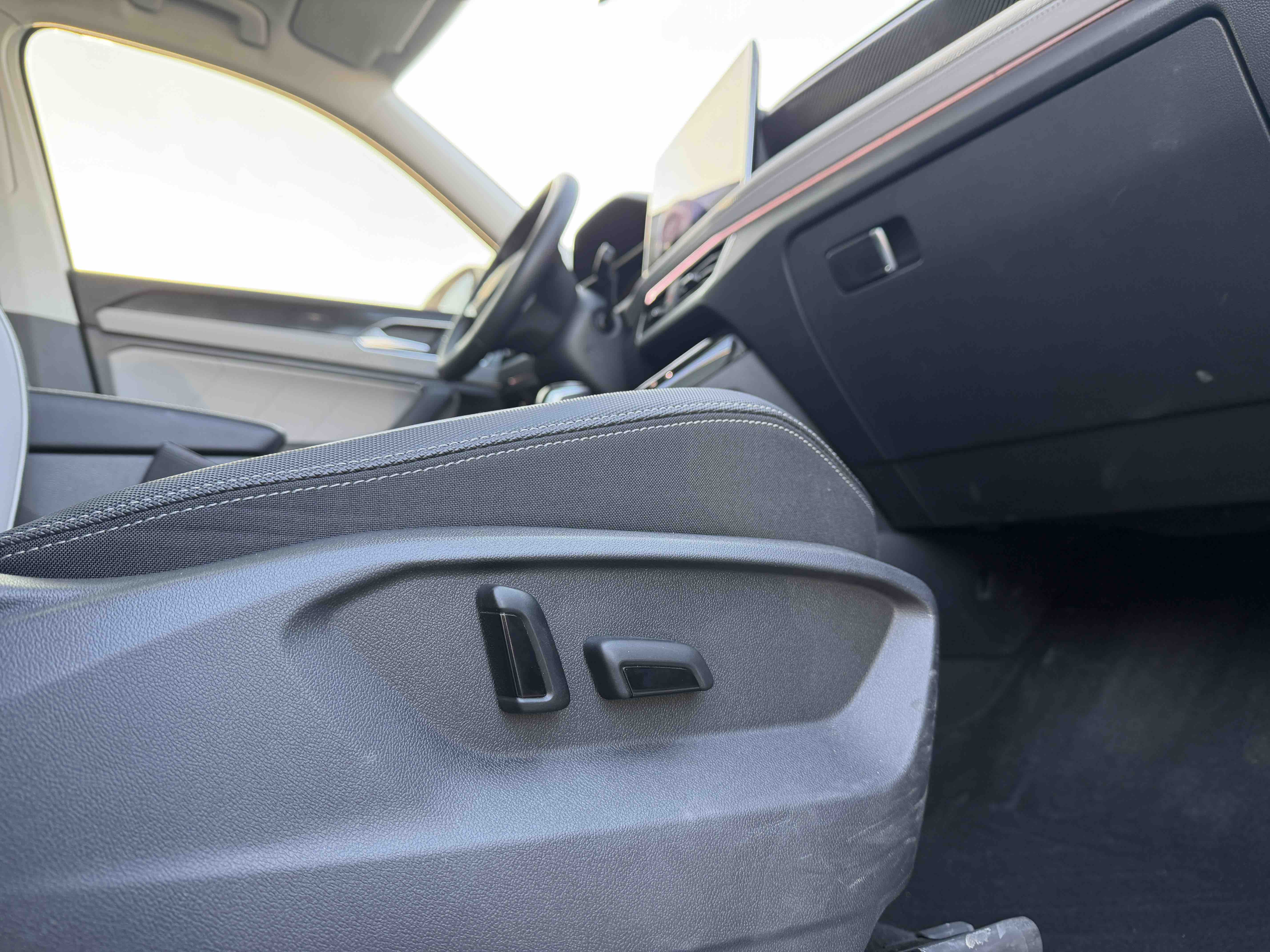 Volkswagen Tayron 2023 car image #13