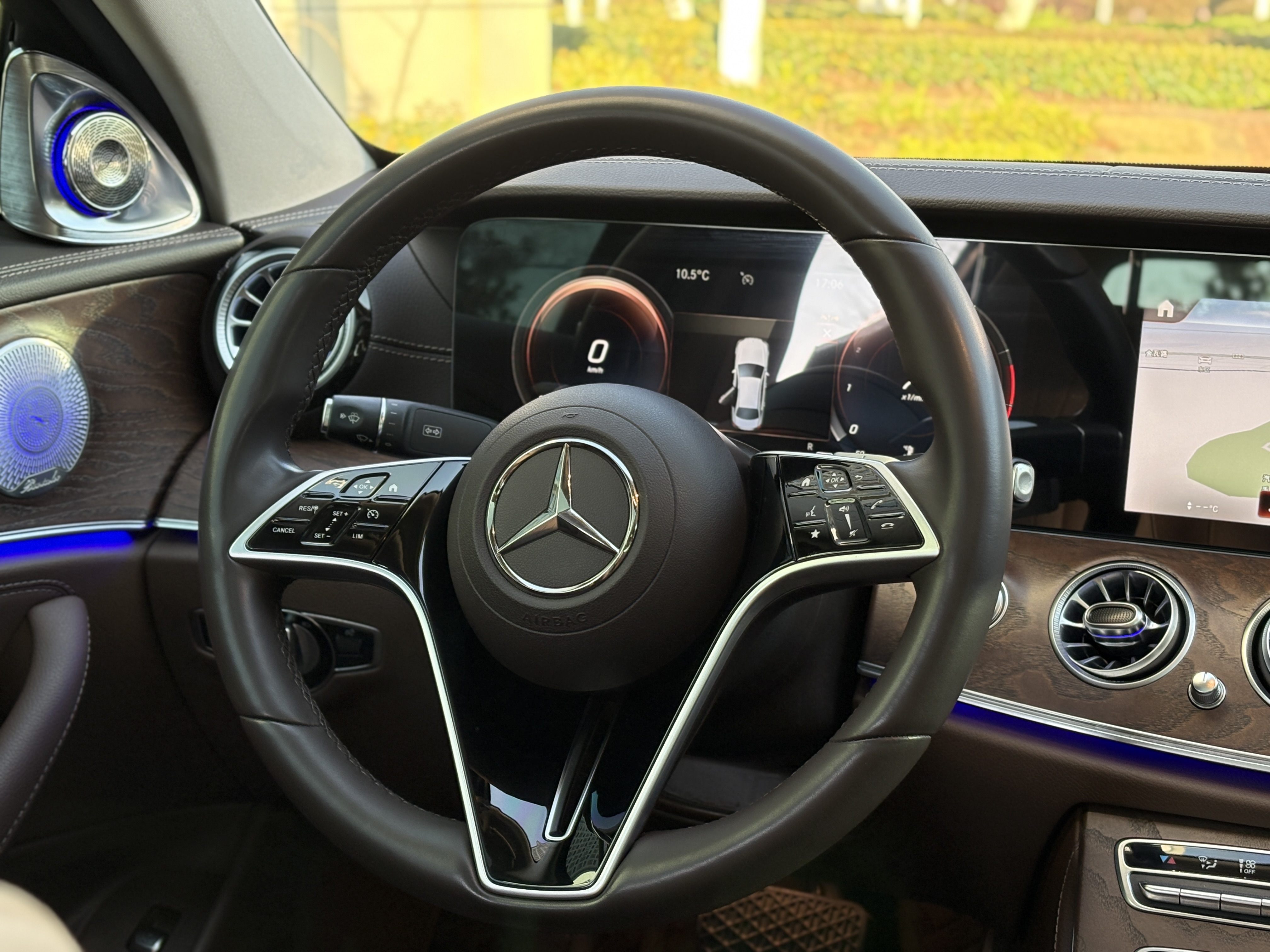 Mercedes-Benz E Class 2023 car image #13