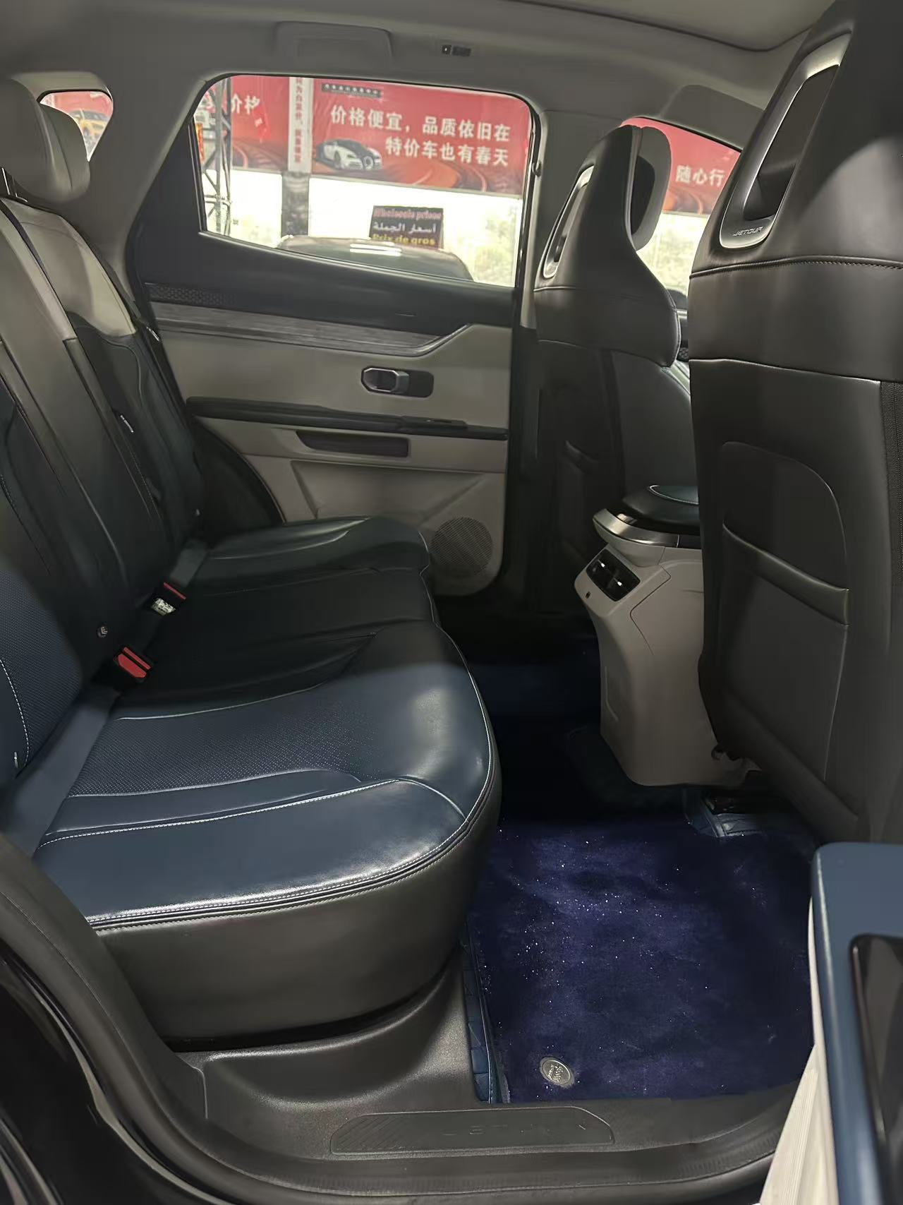 Jetour 2023 car image #13