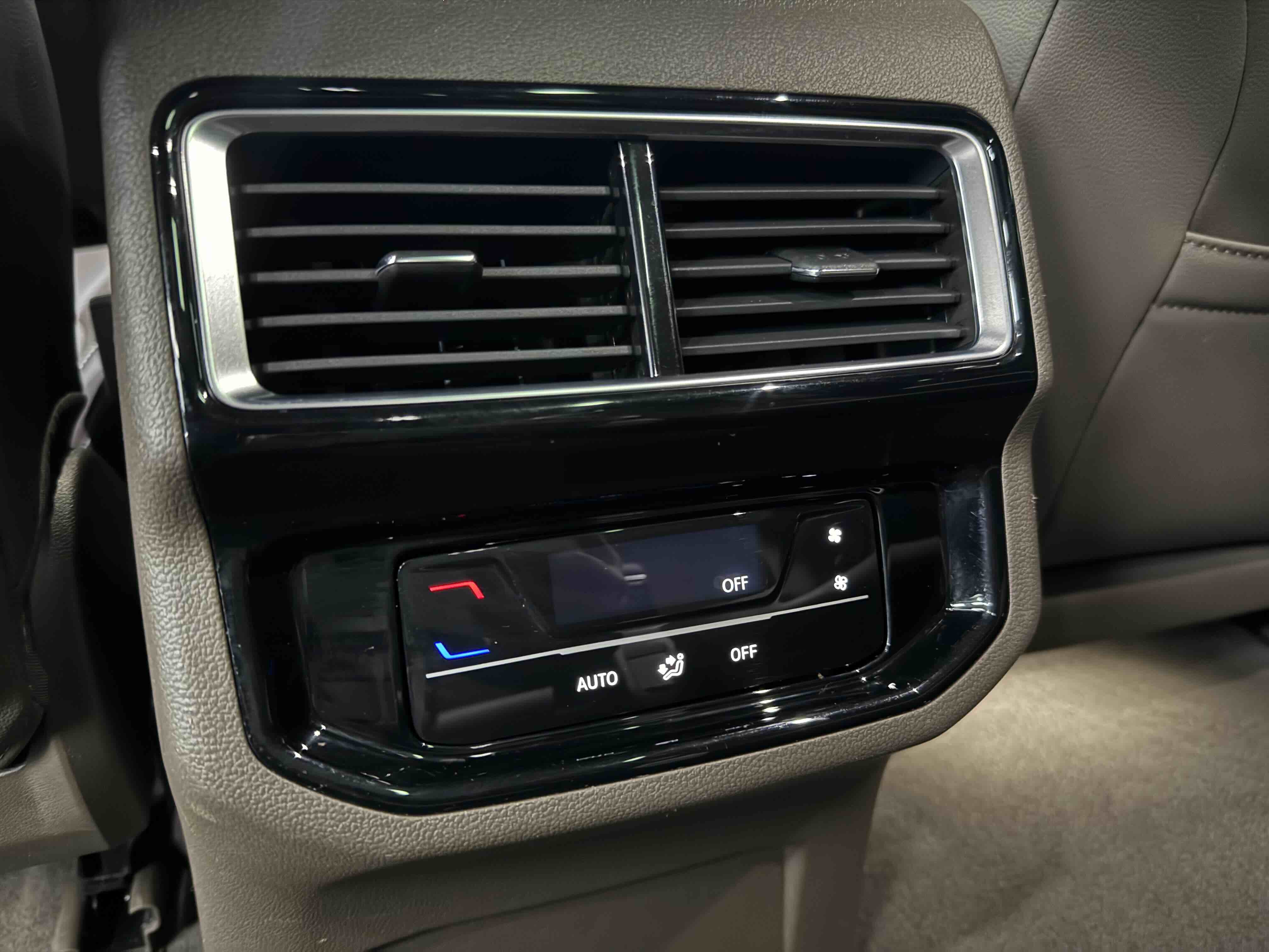 Volkswagen Viloran 2023 #13 Volkswagen Viloran 2023 immagine di auto #13