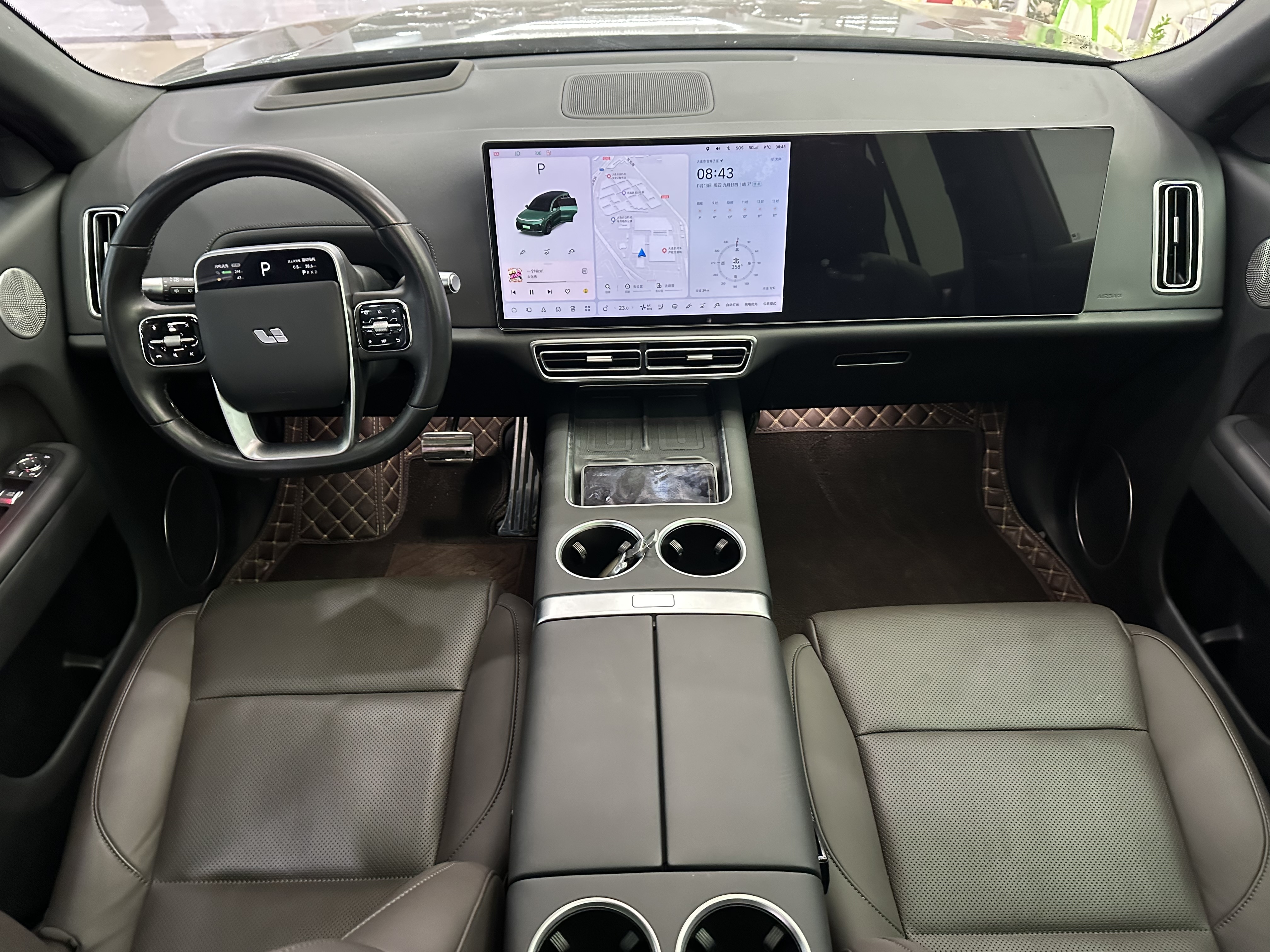 Li L8 2023 imagem de carro #13