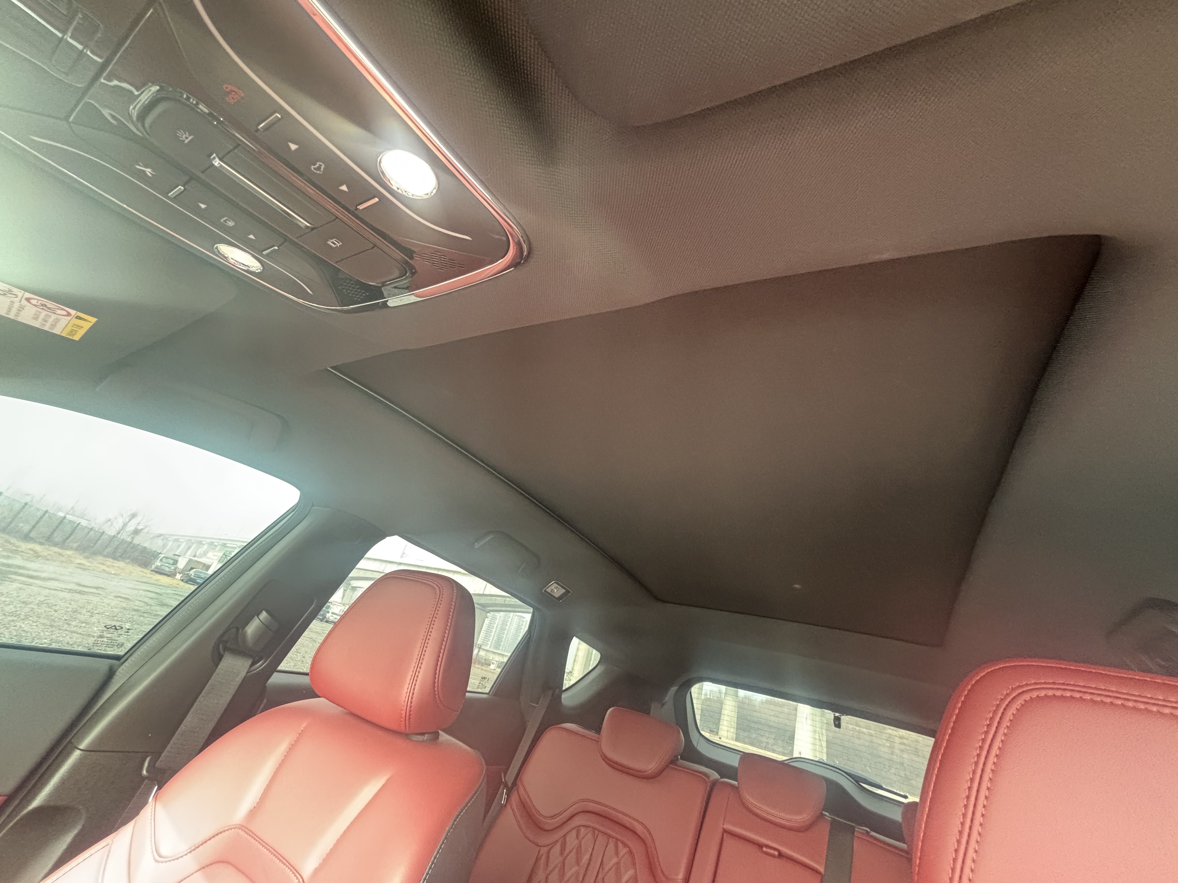 Jetour X70 PLUS 2023 car image #13