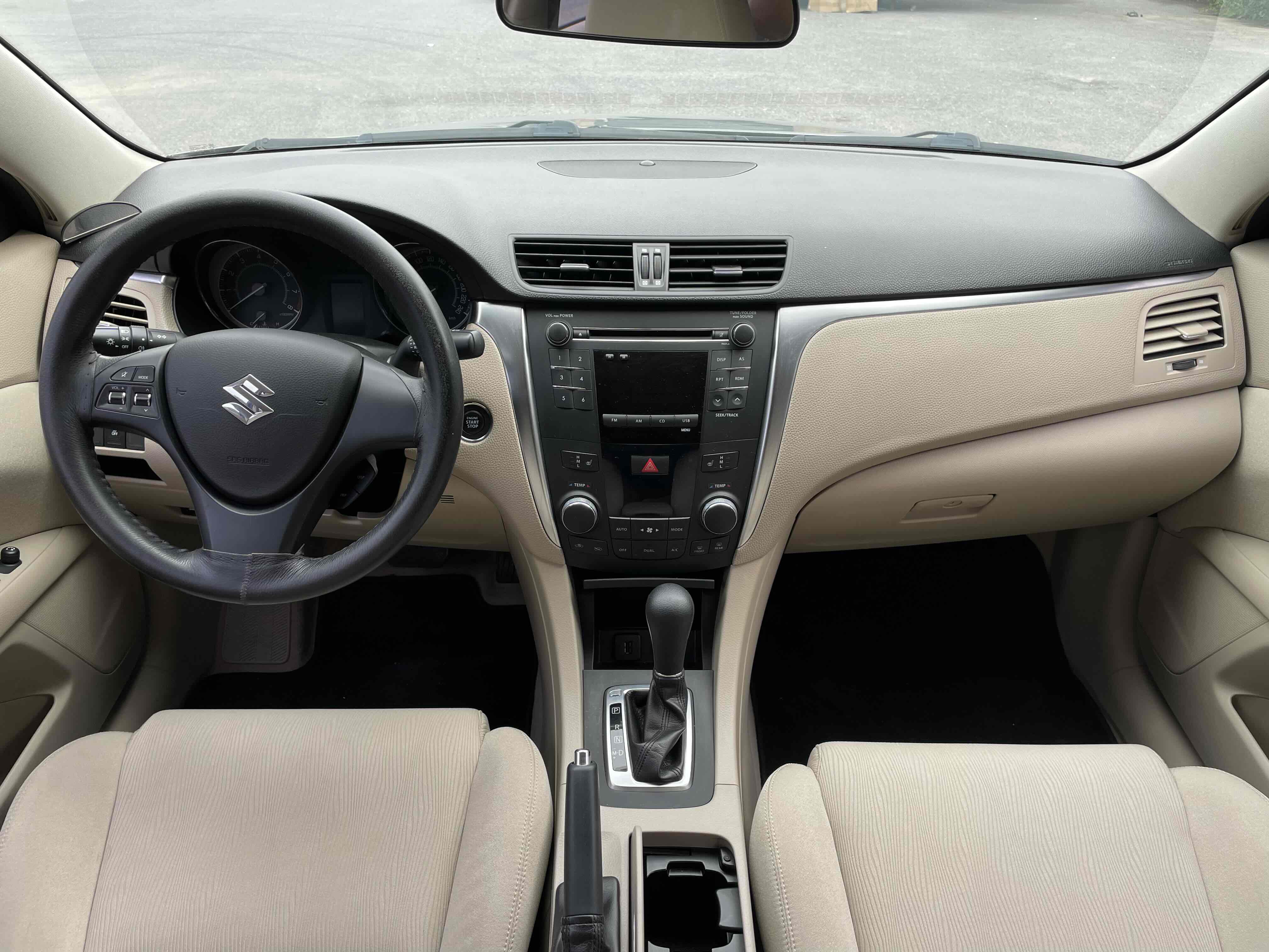 Suzuki Kizashi 2013 immagine di auto #13